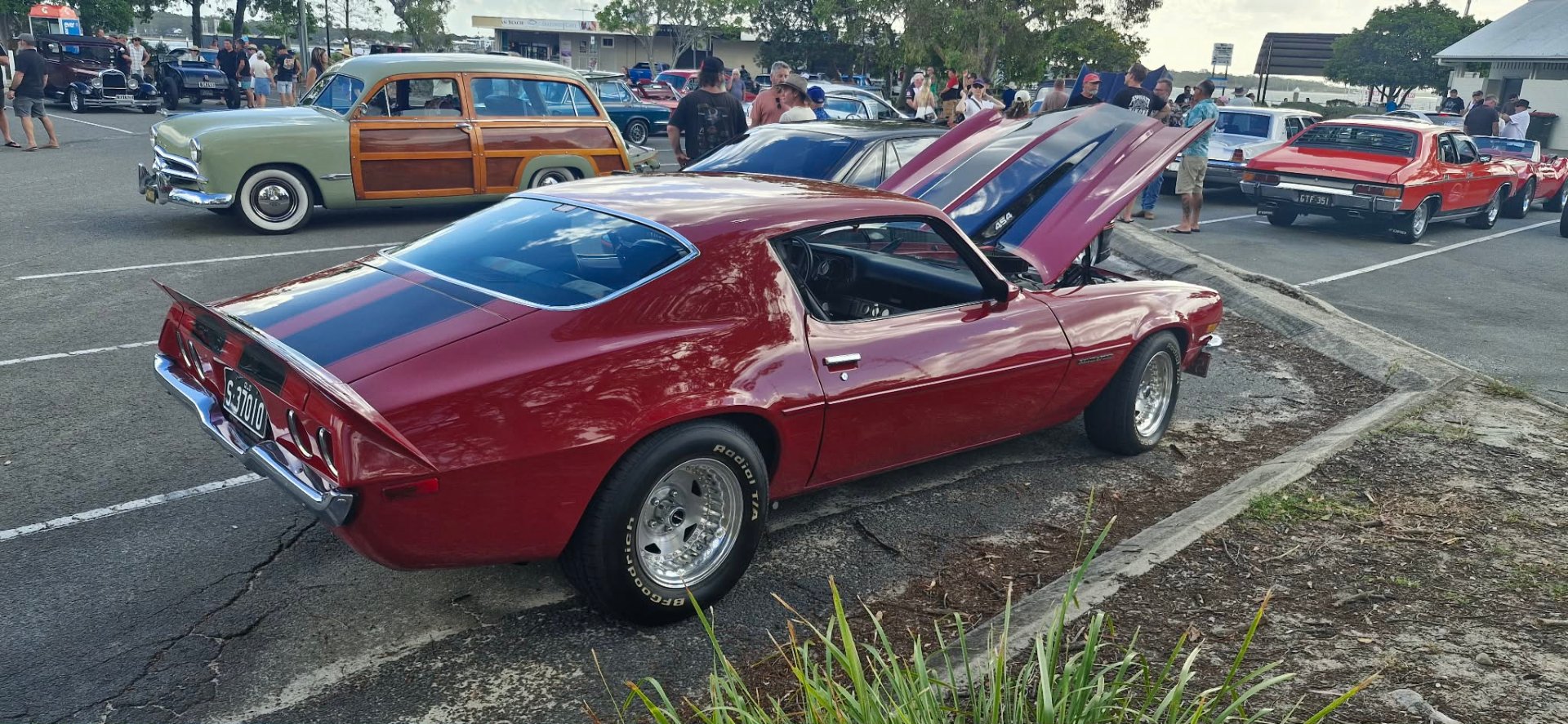 1973 CHEVROLET CAMARO 4 SP MANUAL 2D COUPE