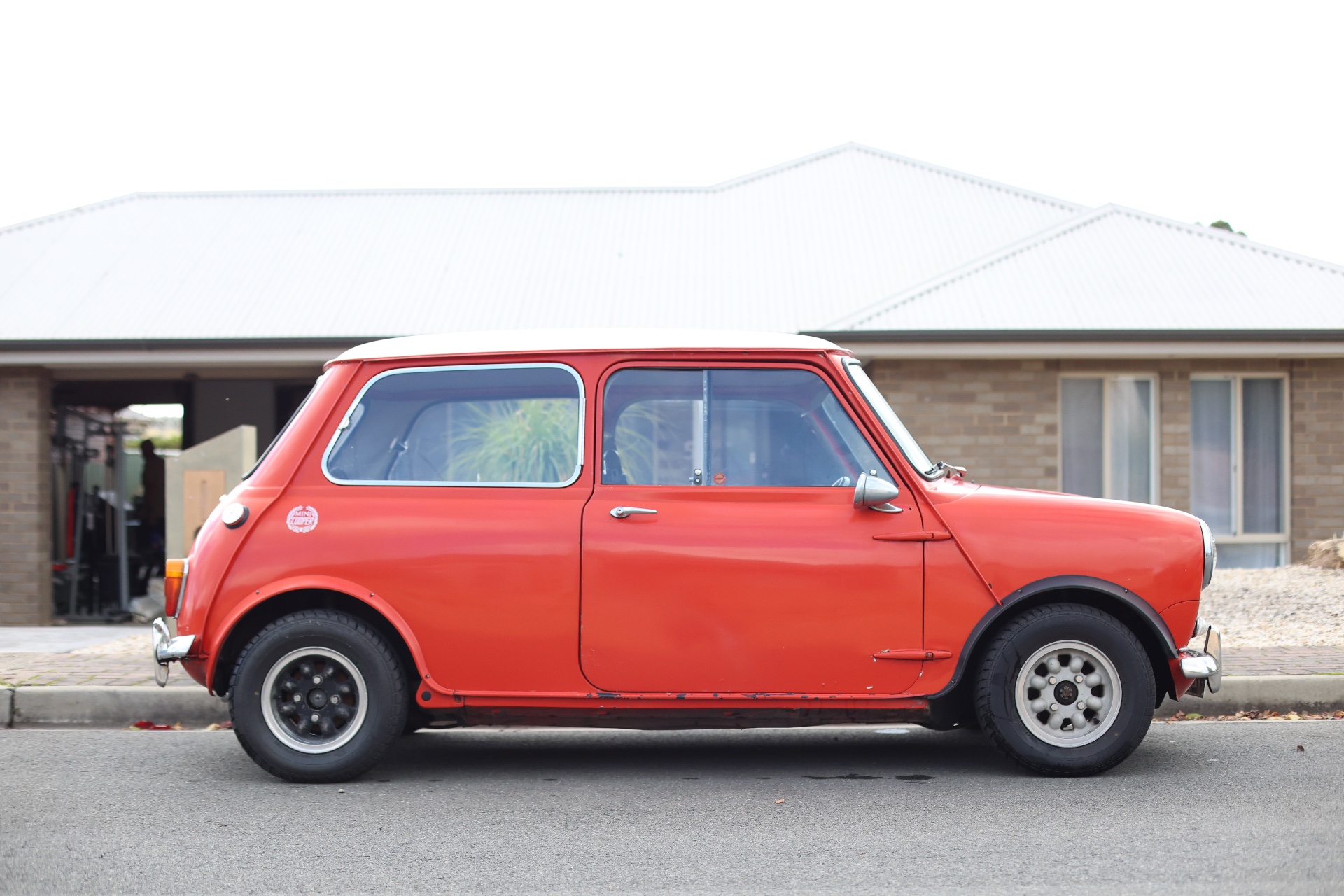 1965 MORRIS MINI 850 2 DR SEDAN 