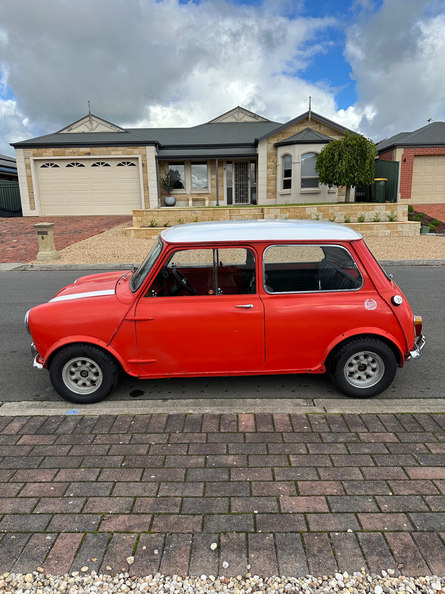 1965 MORRIS MINI 850 2 DR SEDAN 