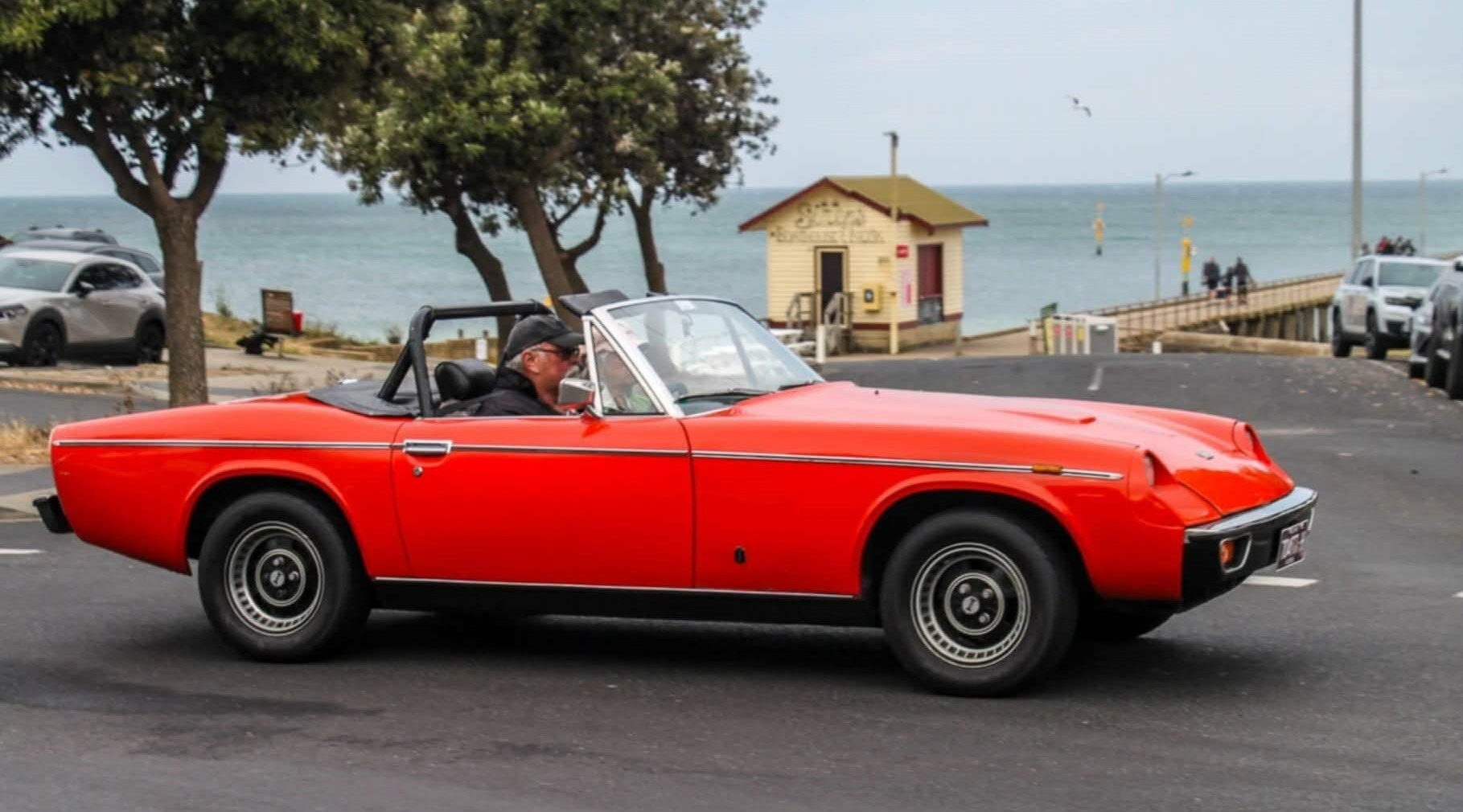 1973 JENSEN JENSEN HEALEY 4 SP MANUAL 2D ROADSTER