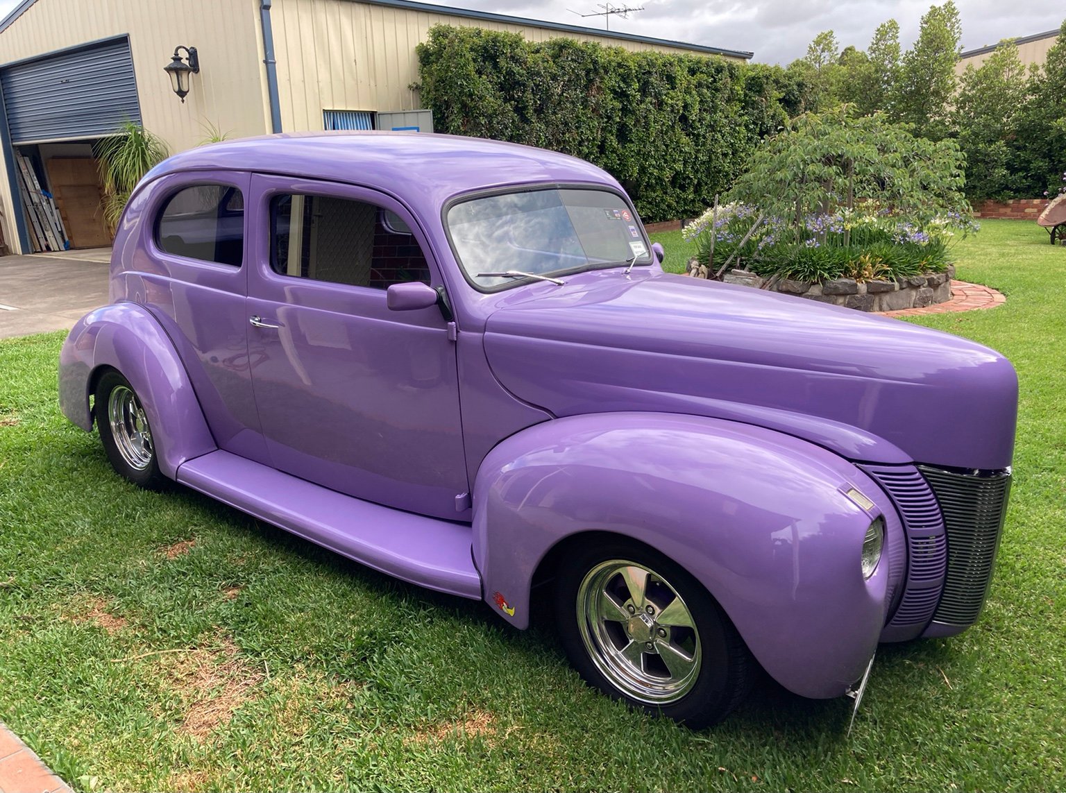 1940 FORD TUDOR SEDAN