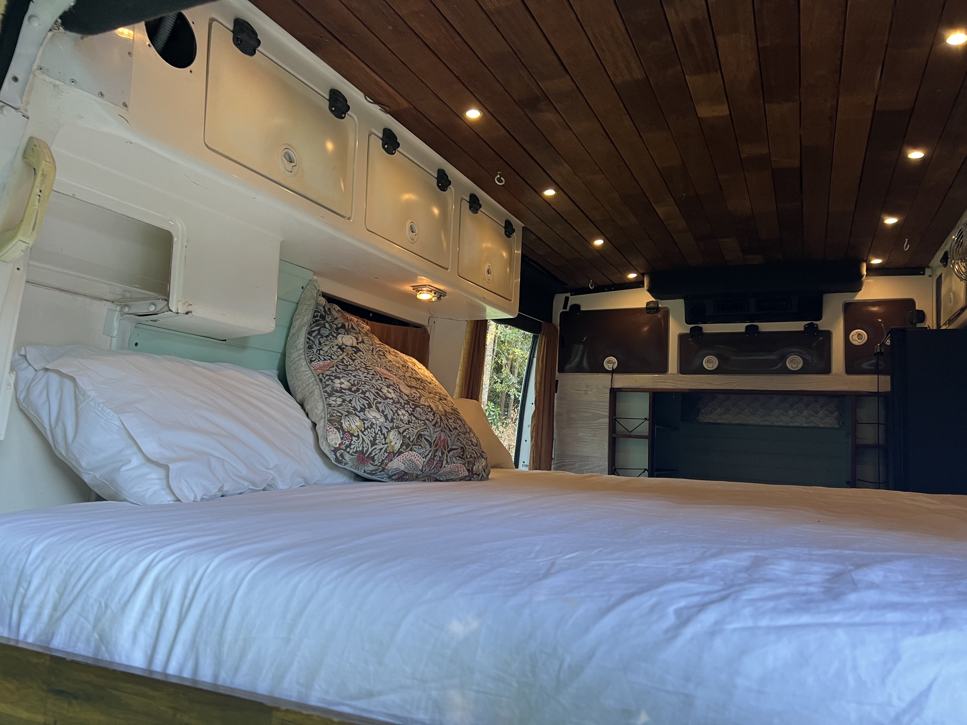 1993 MITSUBISHI CANTER CAMPER TRUCK