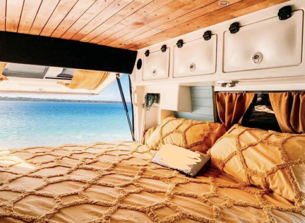 1993 MITSUBISHI CANTER CAMPER TRUCK