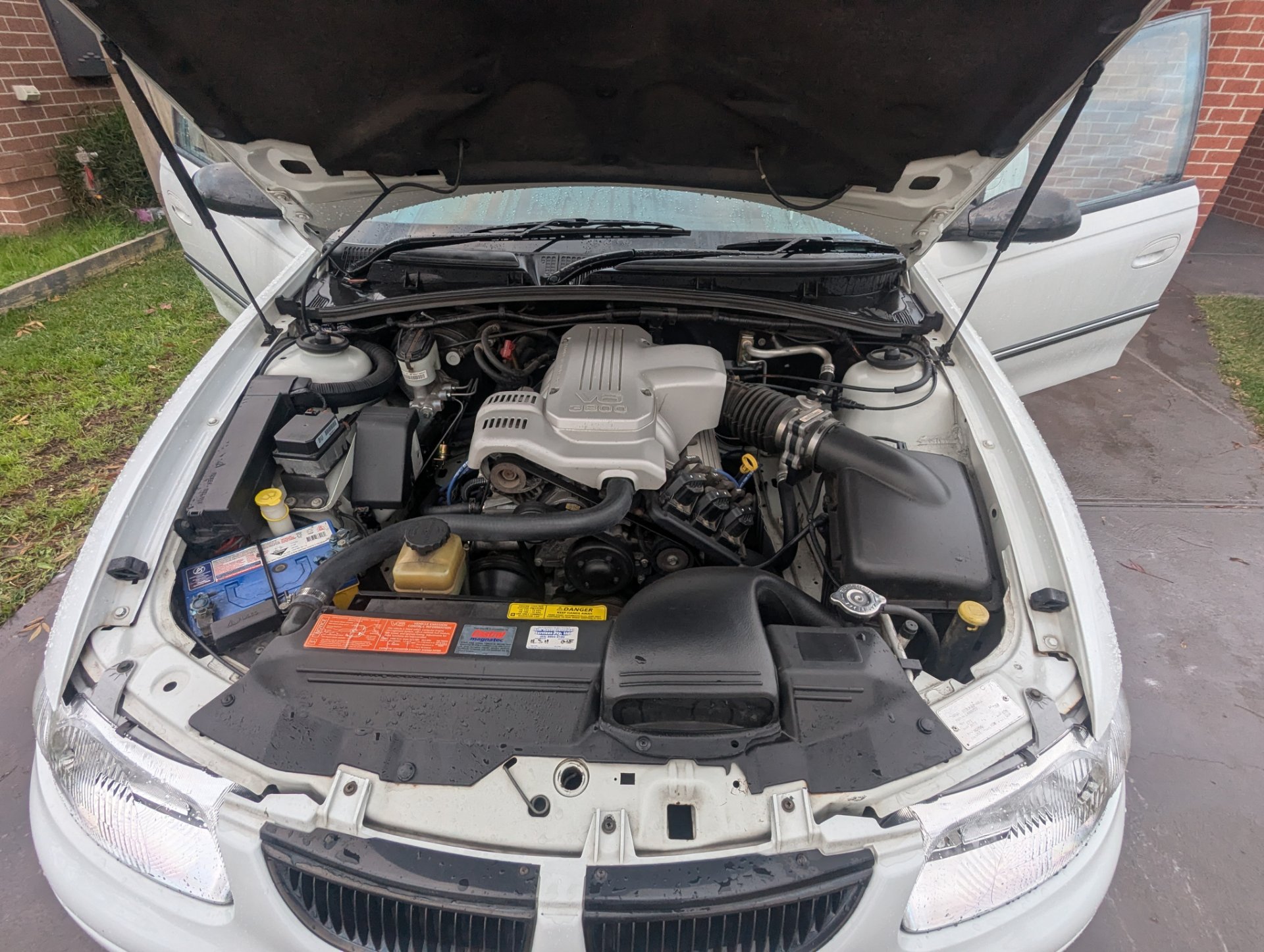 1998 HOLDEN COMMODORE VT 50th ANNIVERSARY 4 SP AUTOMATIC 4D SEDAN