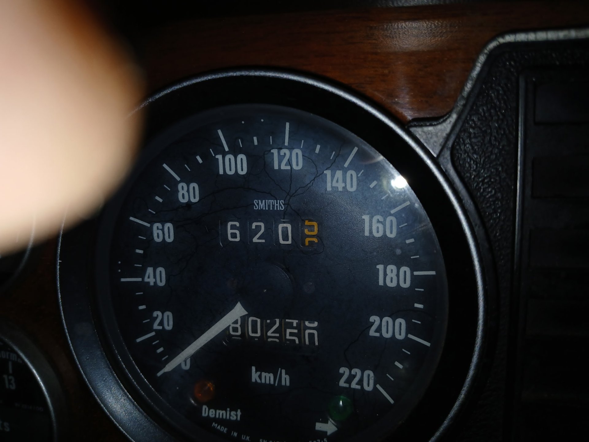 1975 JAGUAR XJ6 SEDAN