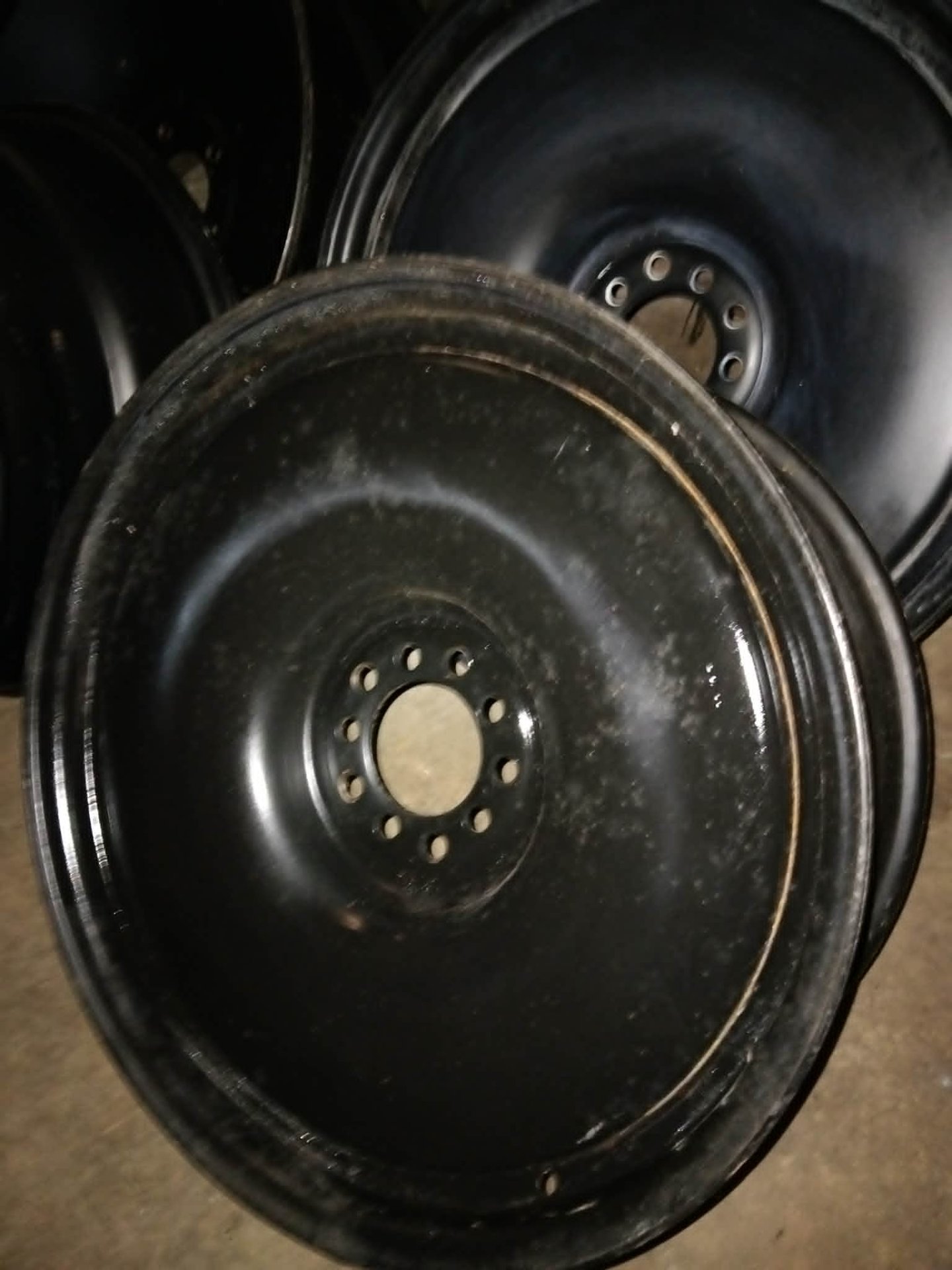 SMOOTHIE STEEL RIMS 20INCH X 9INCH AND TYRES 