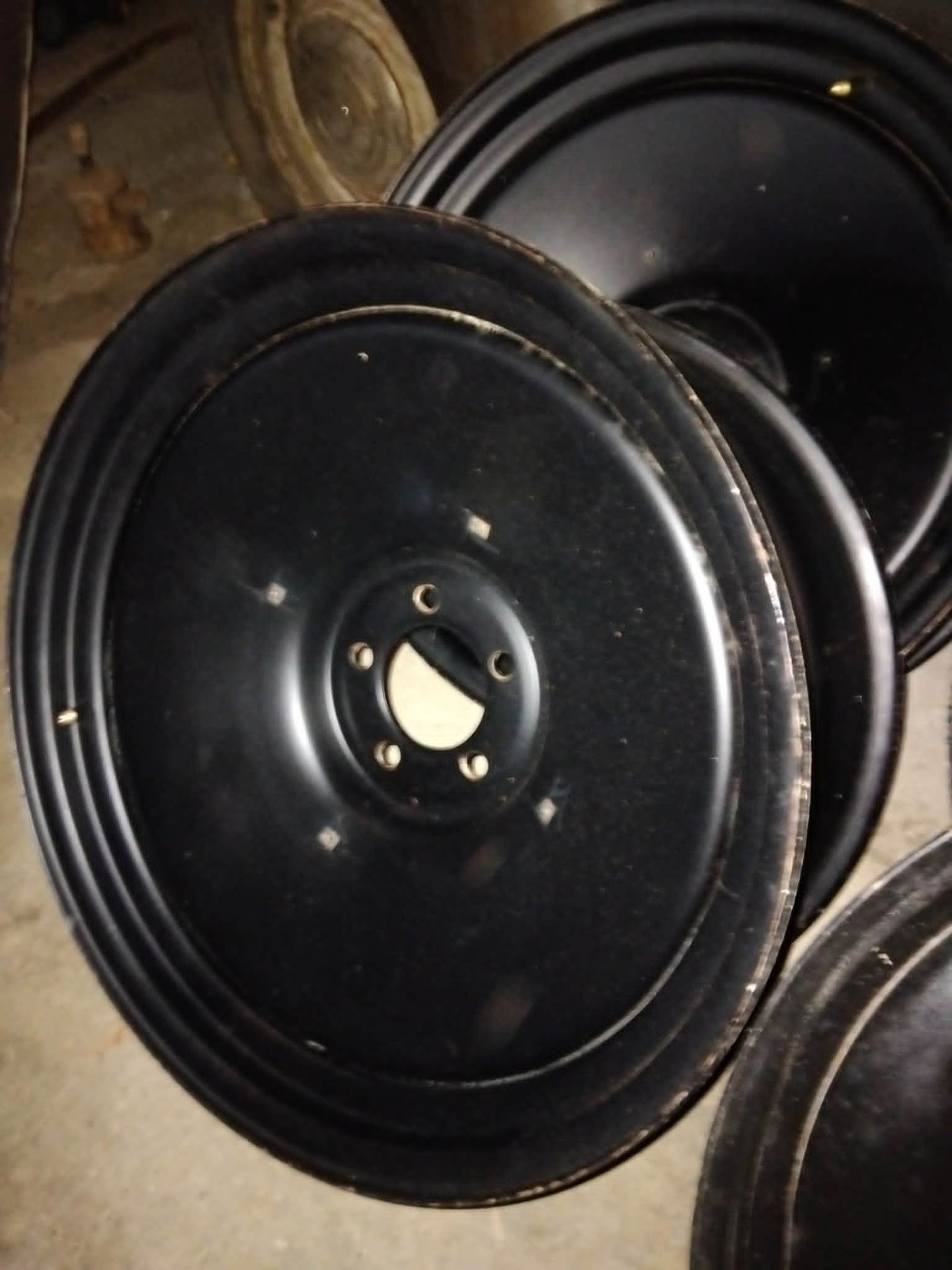 SMOOTHIE STEEL RIMS 20INCH X 9INCH AND TYRES