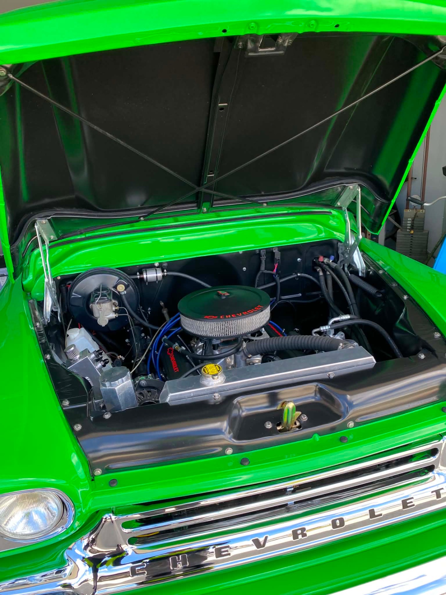 1959 CHEVROLET APACHE 2D UTILITY