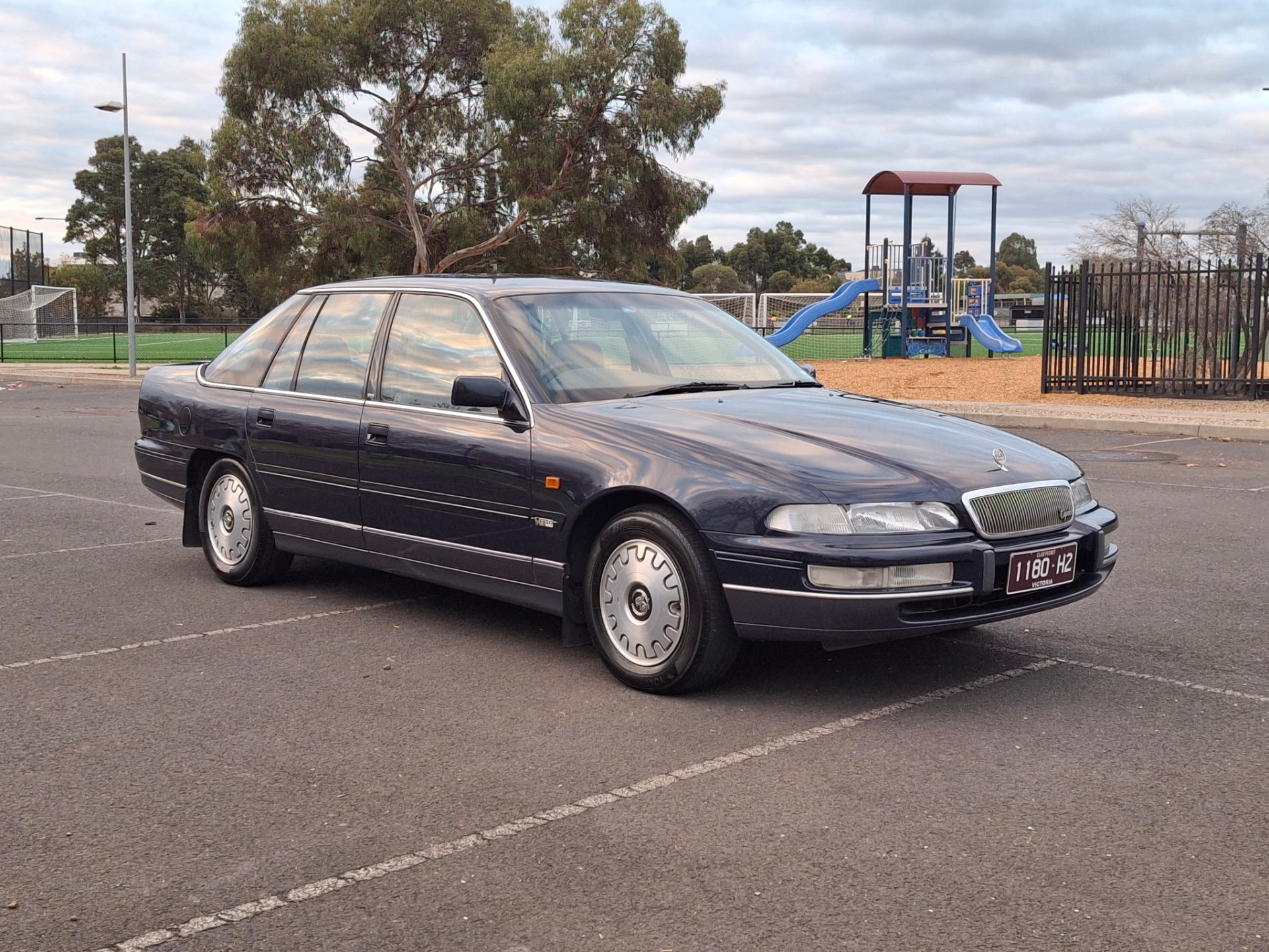 1995 HOLDEN CAPRICE VS 4 SP AUTOMATIC 4D SEDAN
