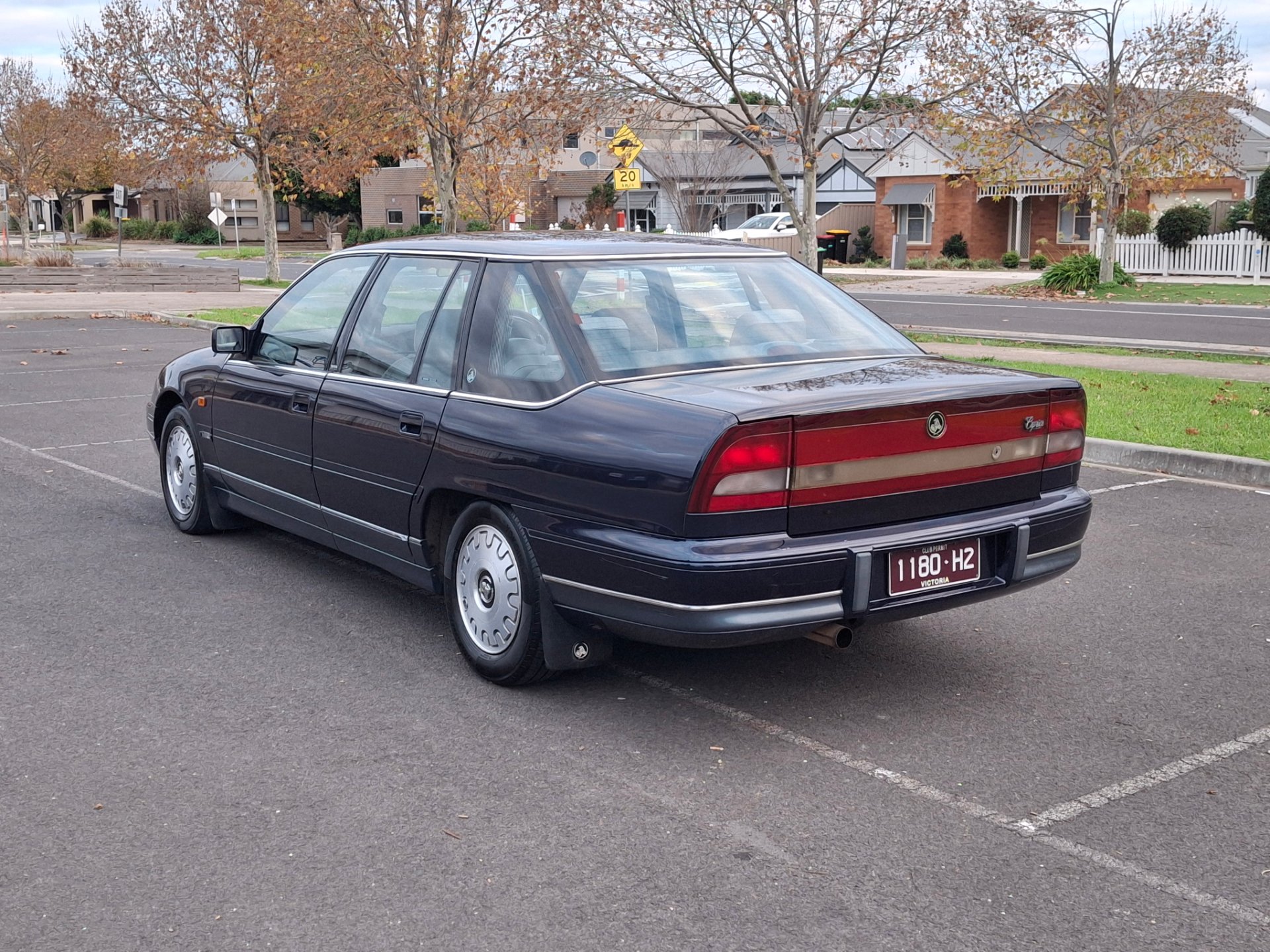 1995 HOLDEN CAPRICE VS 4 SP AUTOMATIC 4D SEDAN