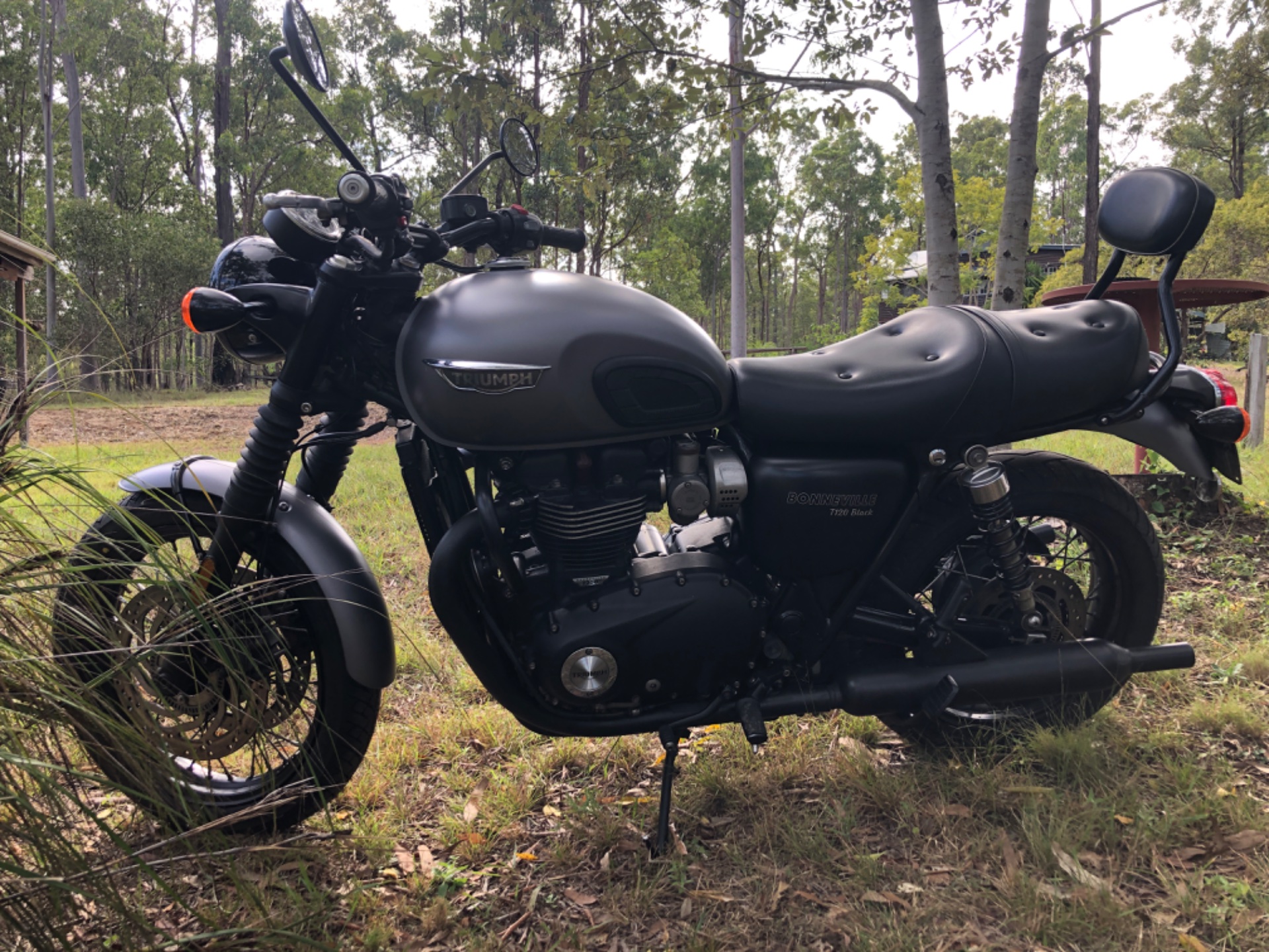 2016 TRIUMPH BONNEVILLE T120 BLACK ROAD