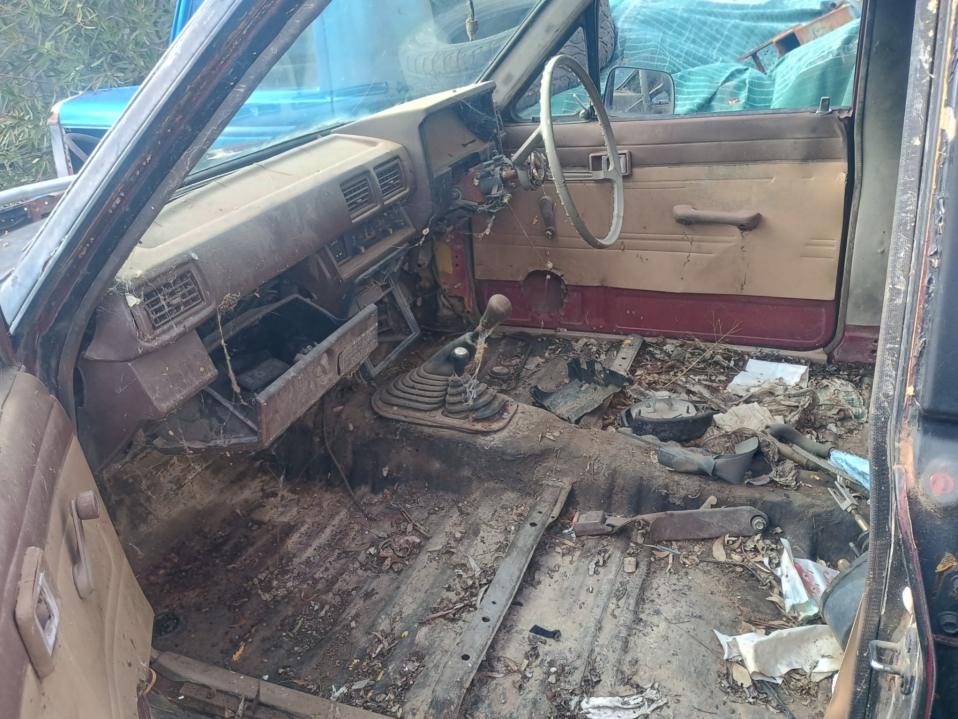 TOYOTA HILUX 1985 LN65 PROJECT