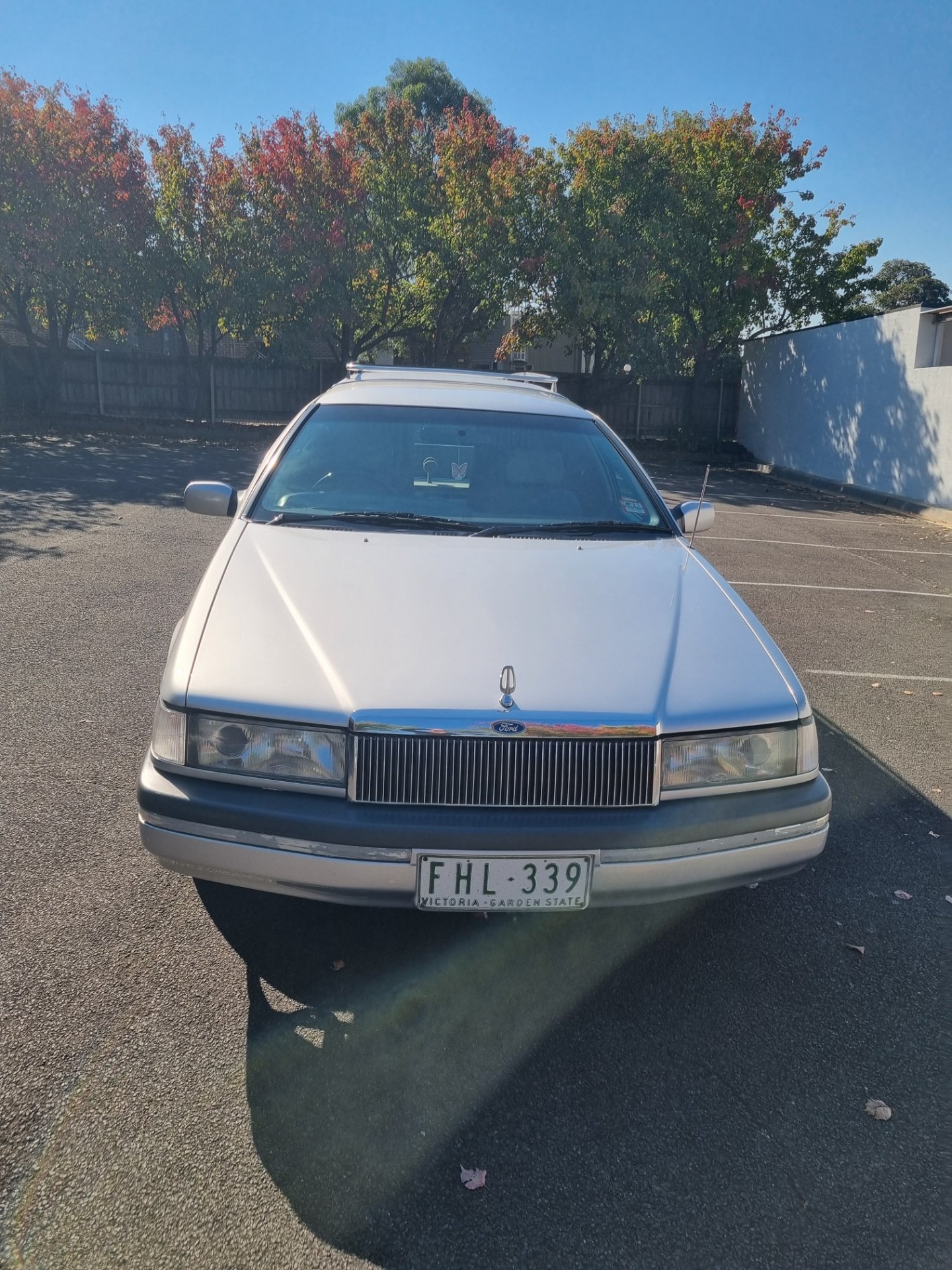 1993 FORD LTD AUTOMATIC HEARSE