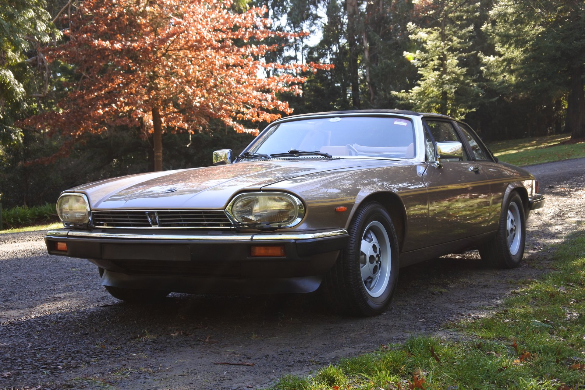 1985 JAGUAR XJSC H.E. 3 SP AUTOMATIC 2D CABRIOLET