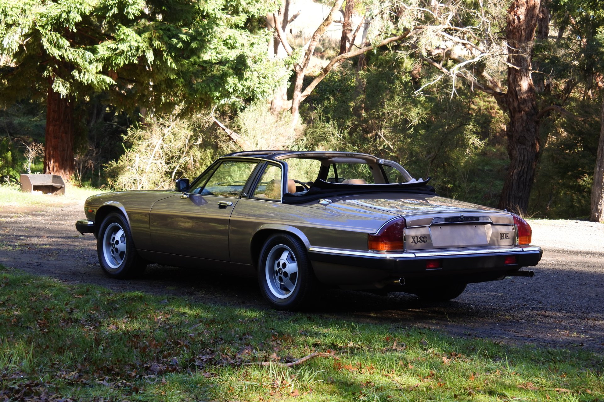 1985 JAGUAR XJSC H.E. 3 SP AUTOMATIC 2D CABRIOLET