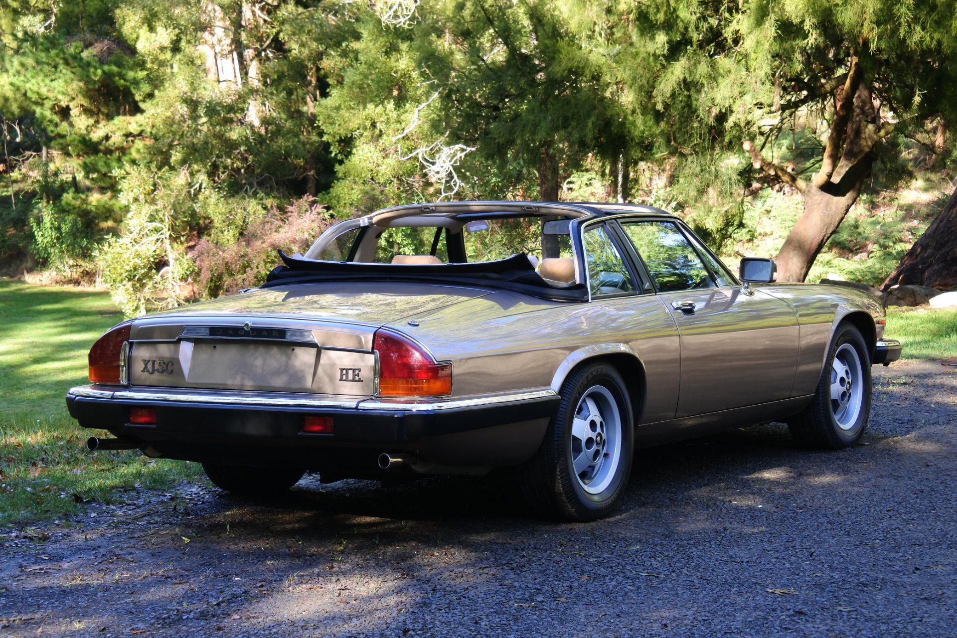 1985 JAGUAR XJSC H.E. 3 SP AUTOMATIC 2D CABRIOLET