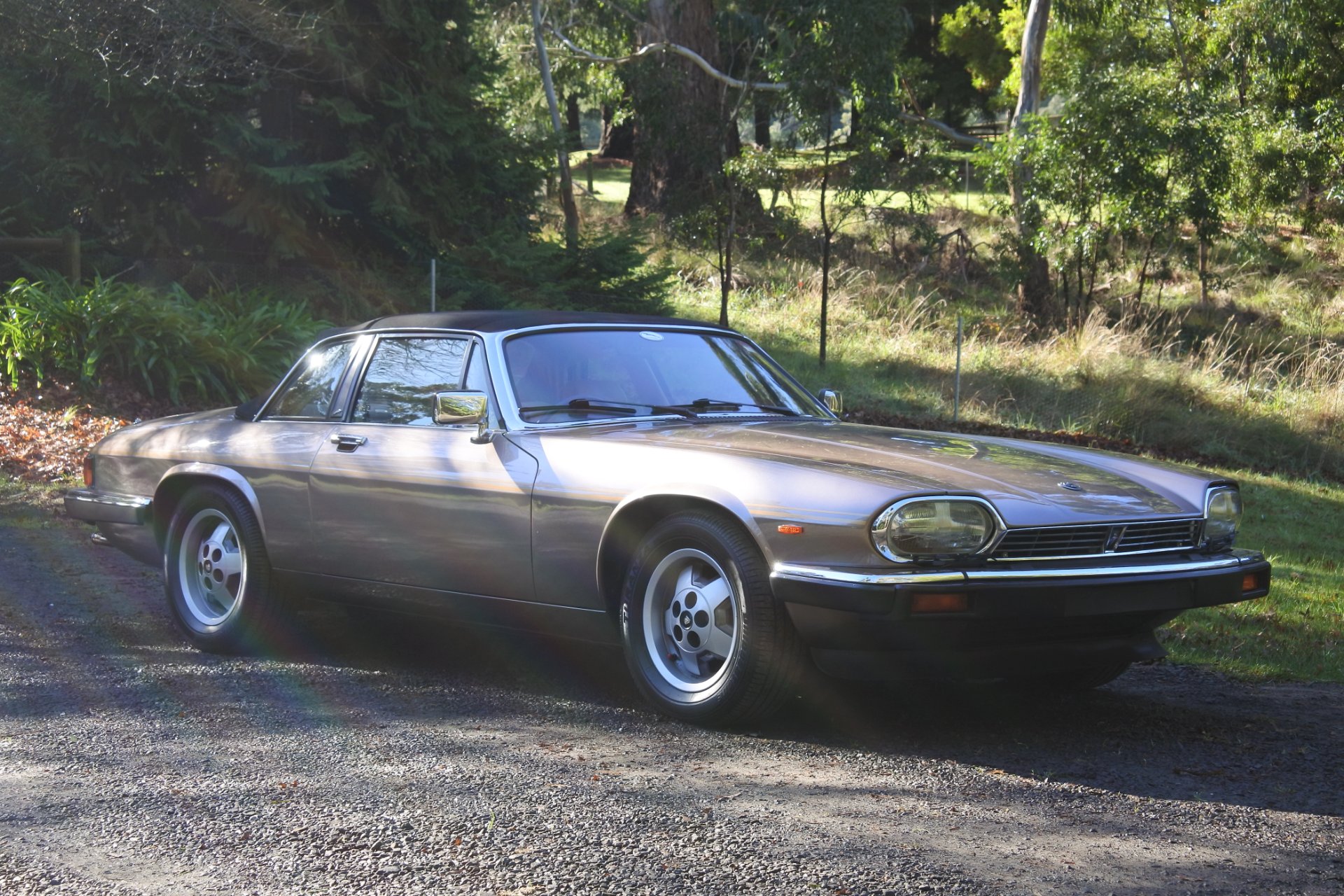 1985 JAGUAR XJSC H.E. 3 SP AUTOMATIC 2D CABRIOLET