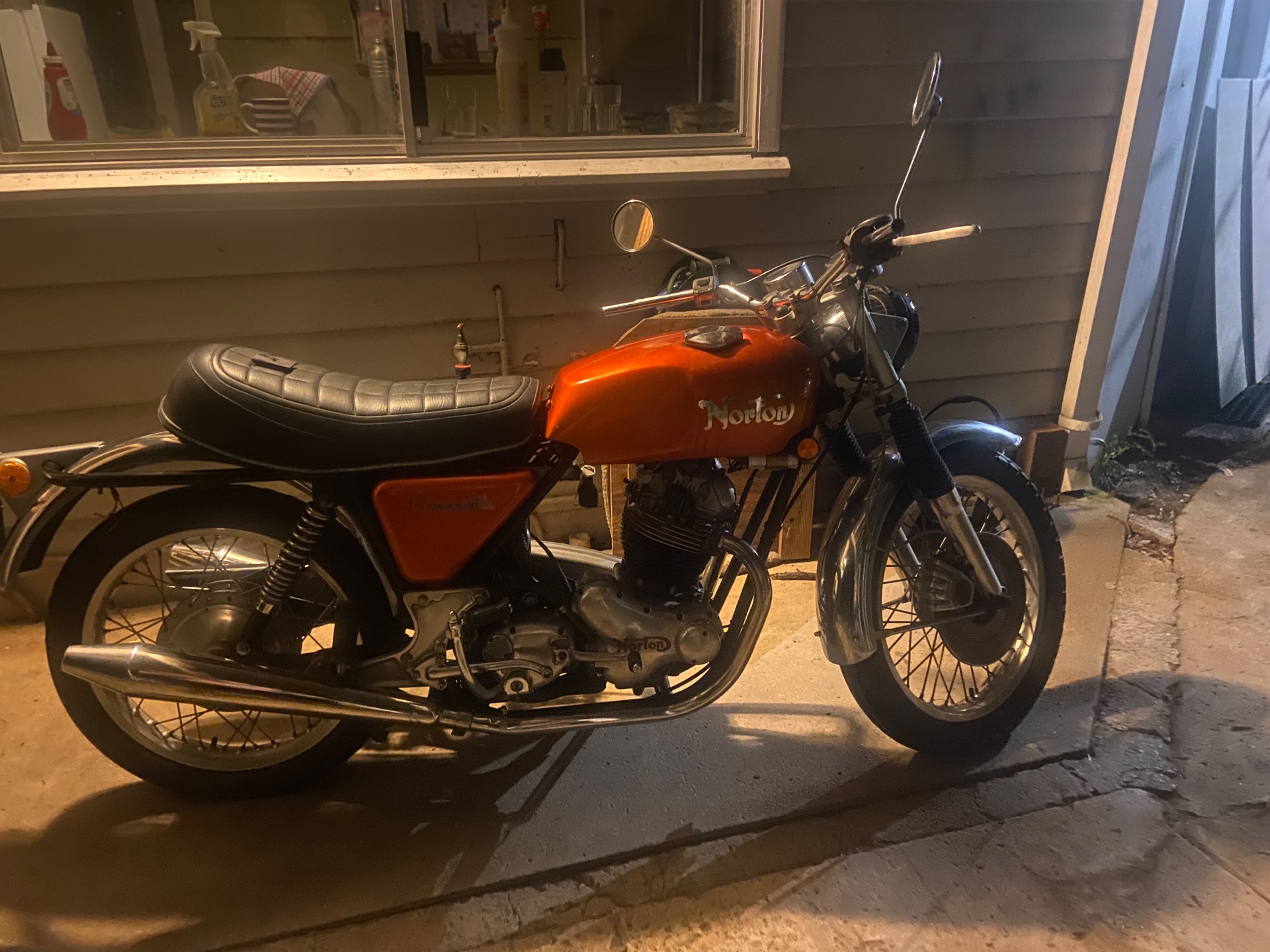 1973 NORTON COMMANDO 750 ROAD