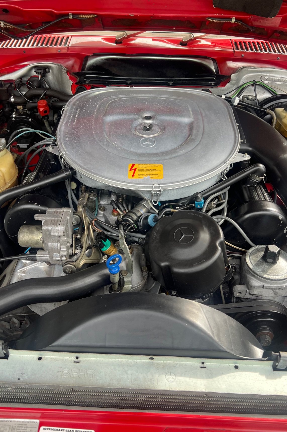 1986 MERCEDES-BENZ 560 SL 4 SP AUTOMATIC 2D CONVERTIBLE