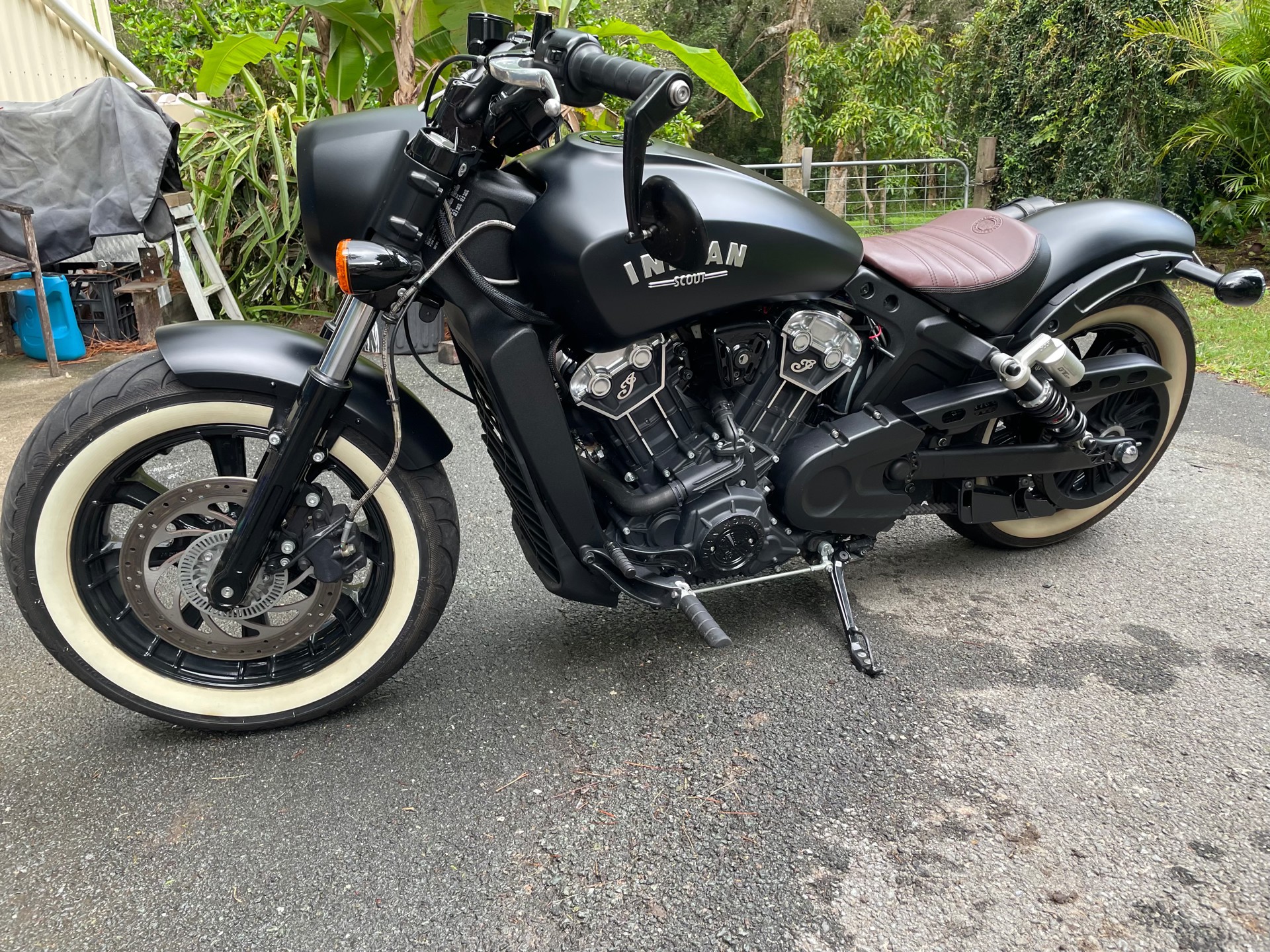 2018 INDIAN SCOUT BOBBER THUNDER BLK SMOKE CRUISER