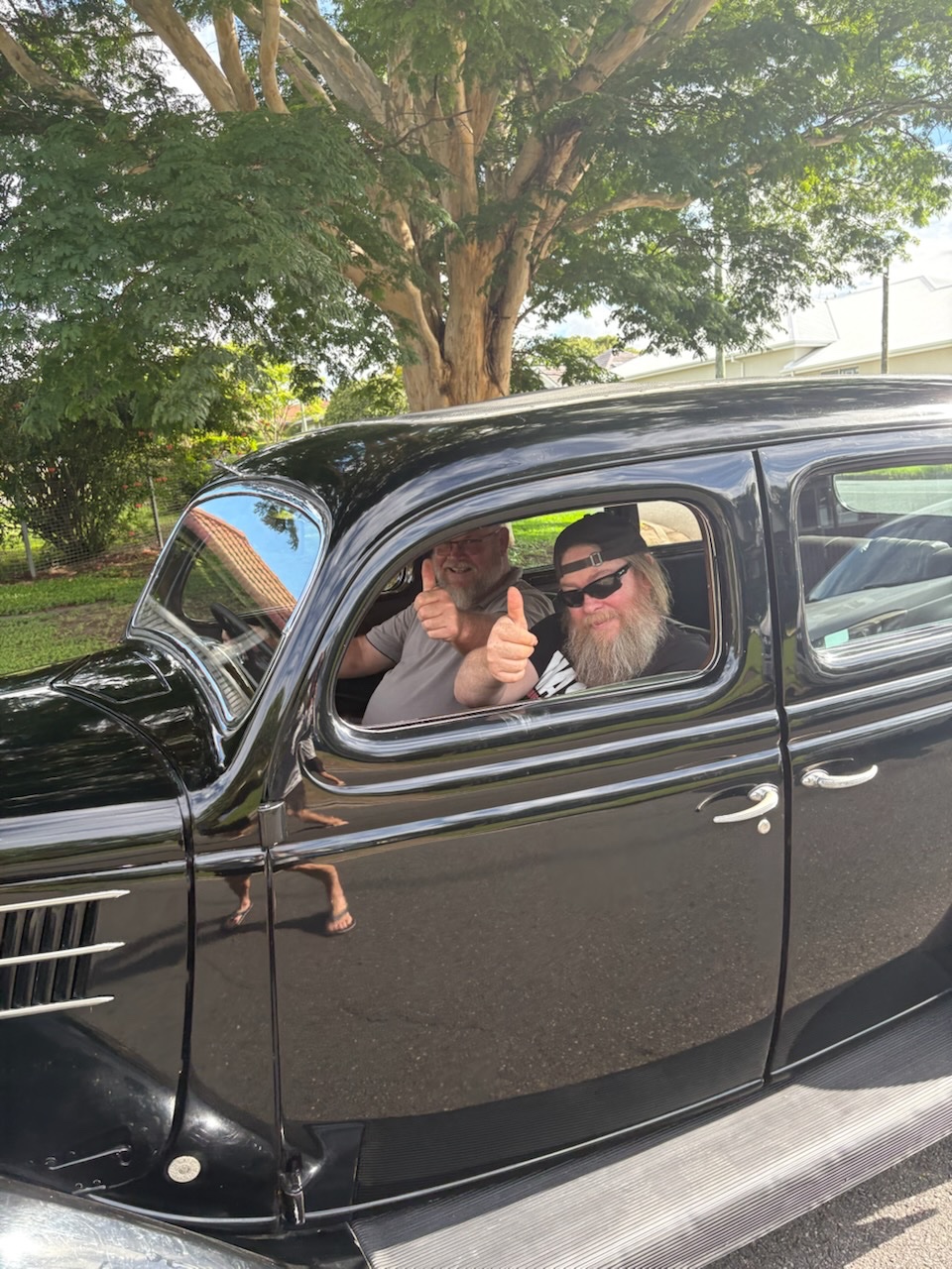 1936 FORD V8 SEDAN 