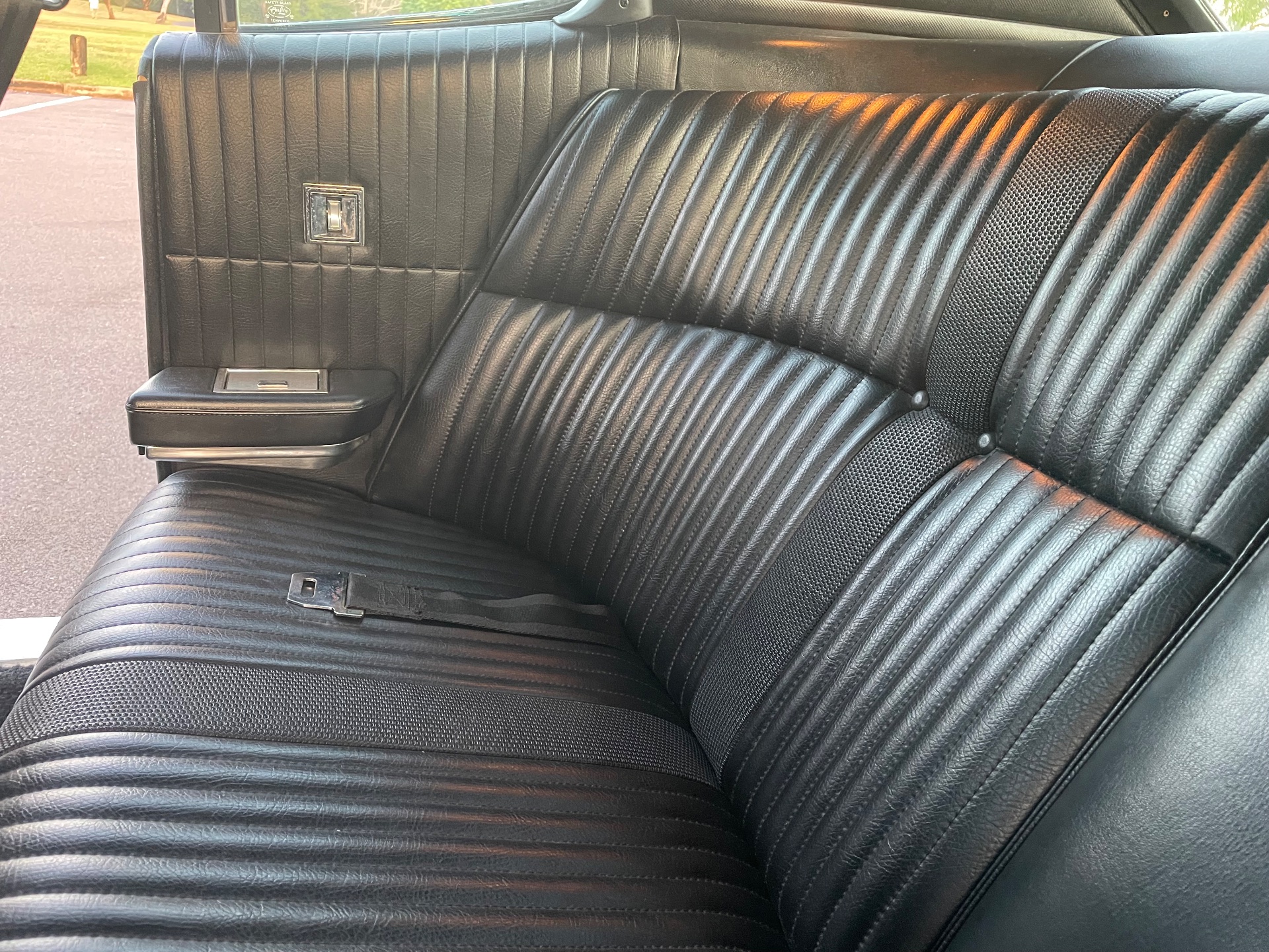 1971 FORD THUNDERBIRD AUTOMATIC COUPE