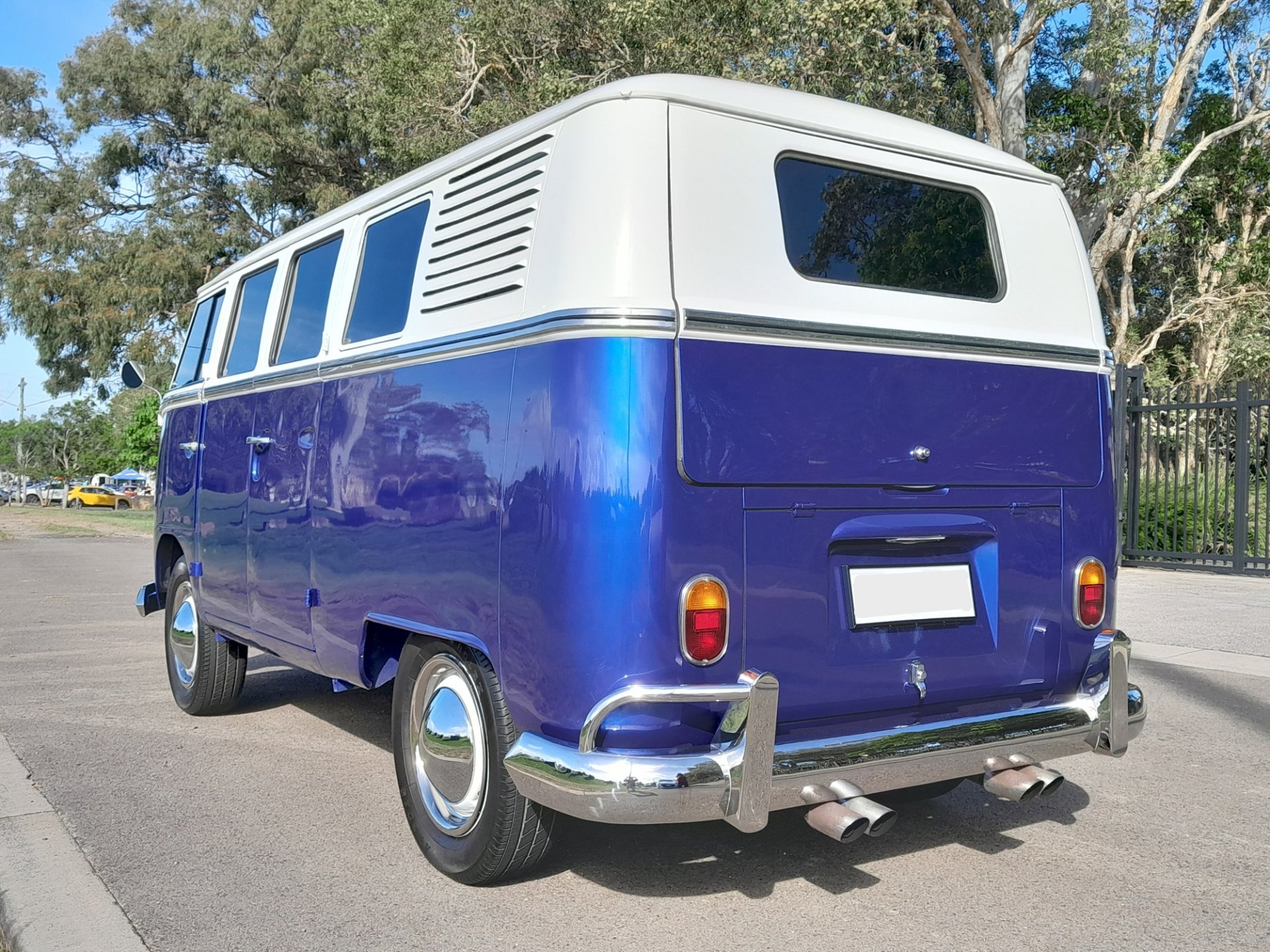 1965 VOLKSWAGEN KOMBI SPLIT-SCREEN 