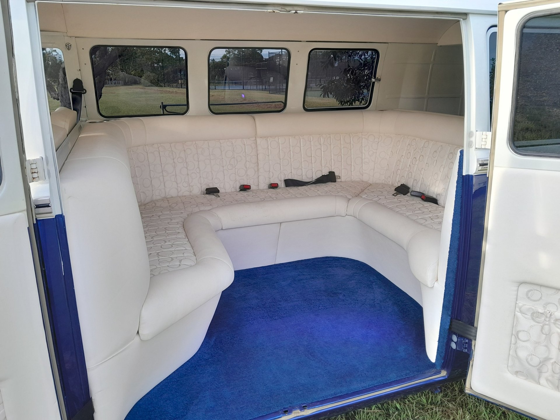 1965 VOLKSWAGEN KOMBI SPLIT-SCREEN 