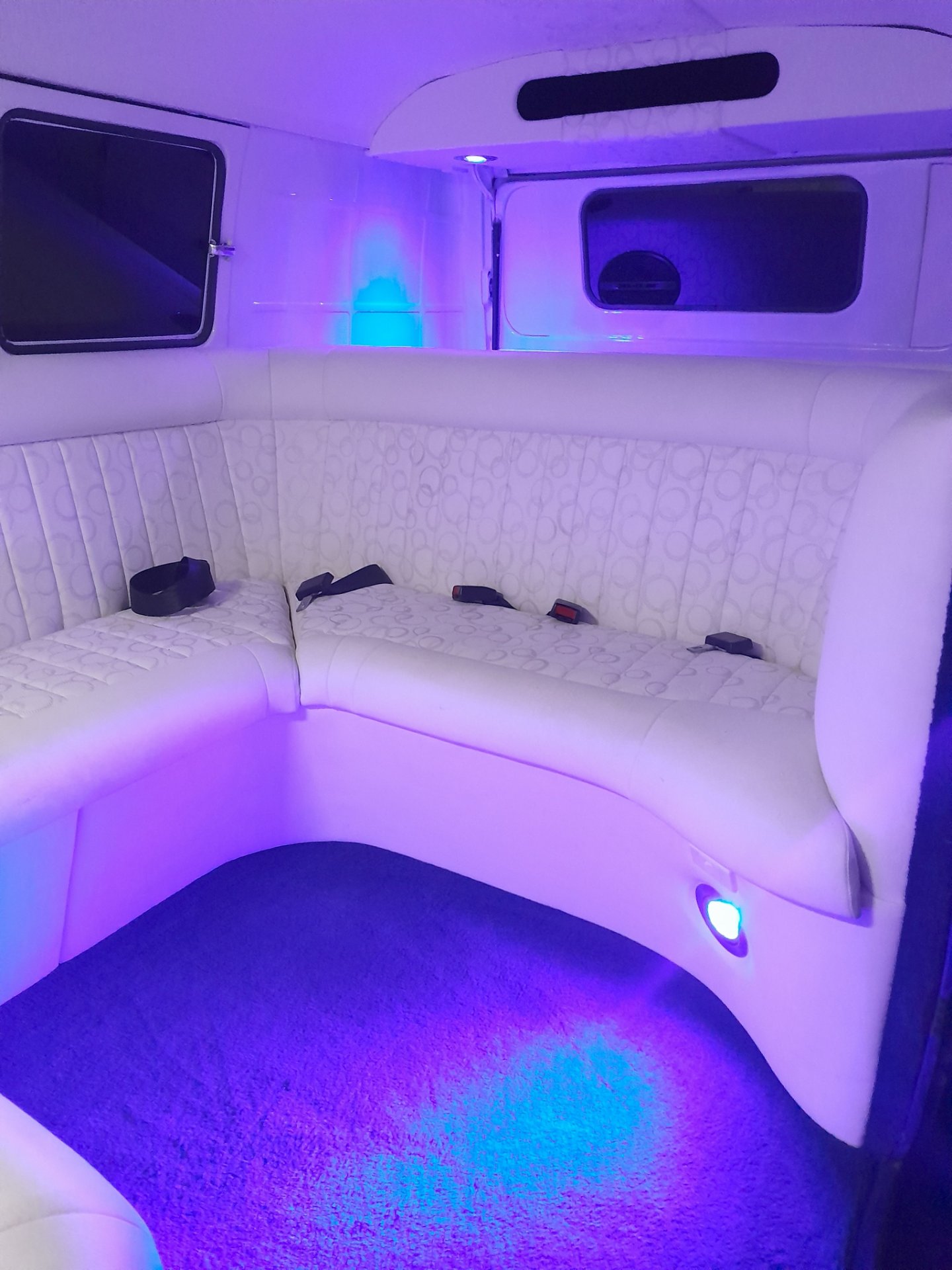 1965 VOLKSWAGEN KOMBI SPLIT-SCREEN 