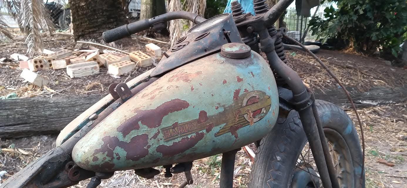1942 HARLEY-DAVIDSON WLA ROAD