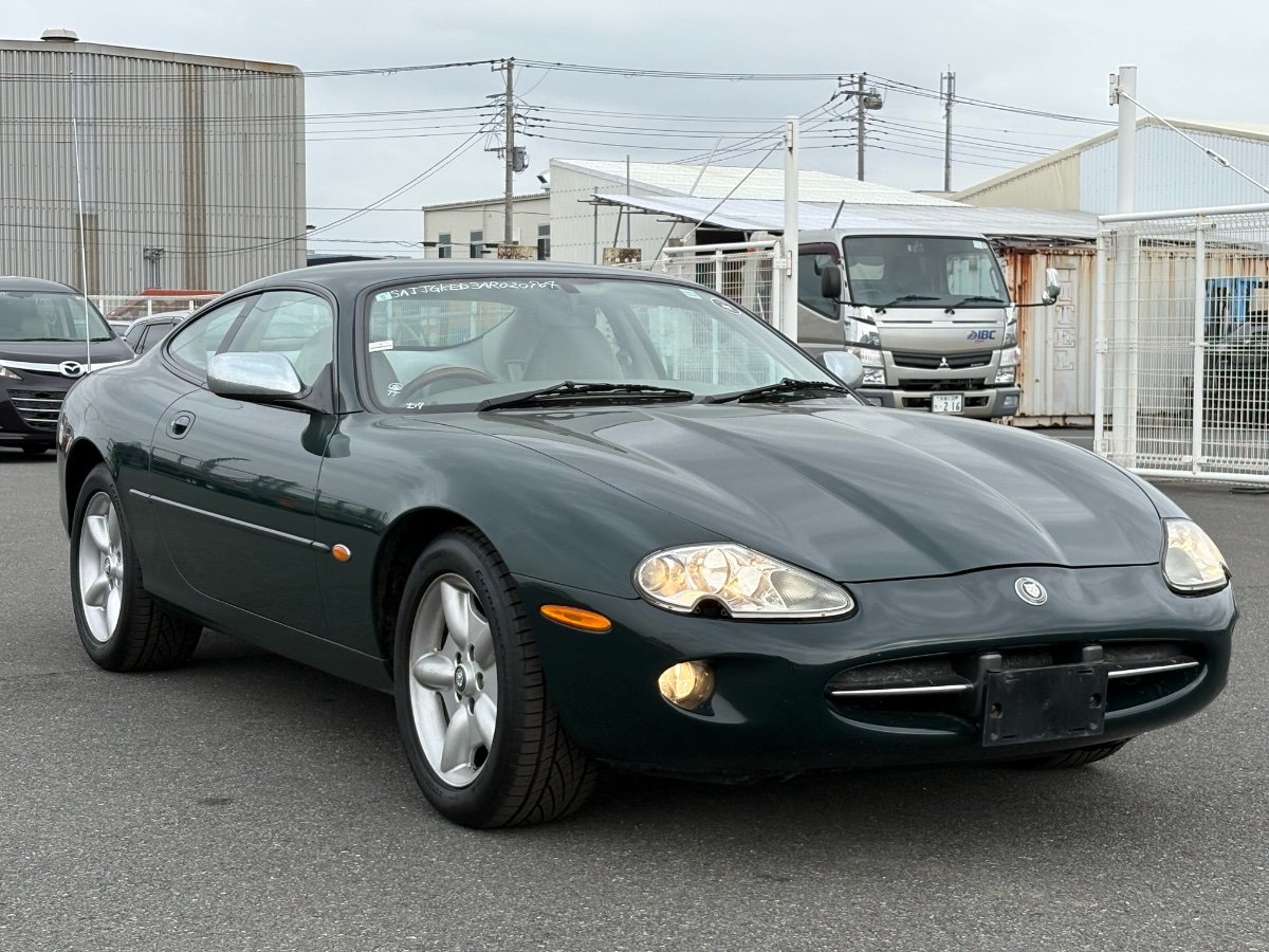1997 JAGUAR XK8 CLASSIC 5 SP AUTOMATIC 2D COUPE