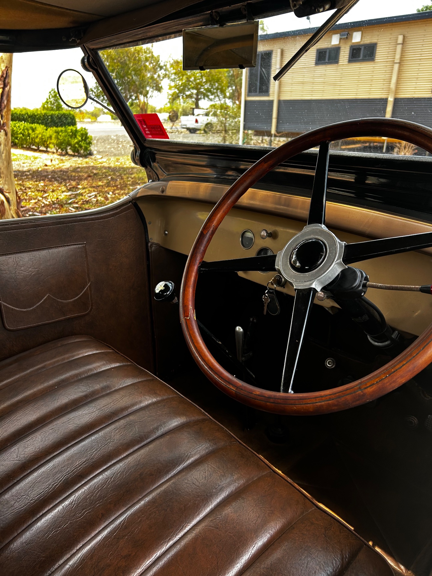 1929 CHEVROLET TOURER