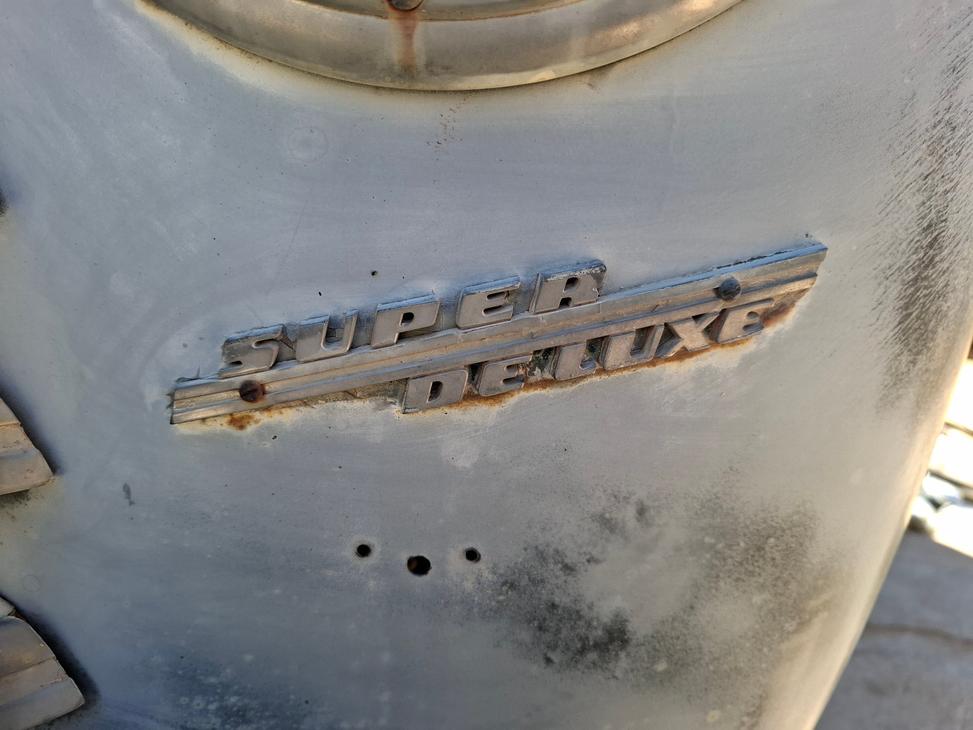 1946 FORD SUPER DELUXE SEDAN