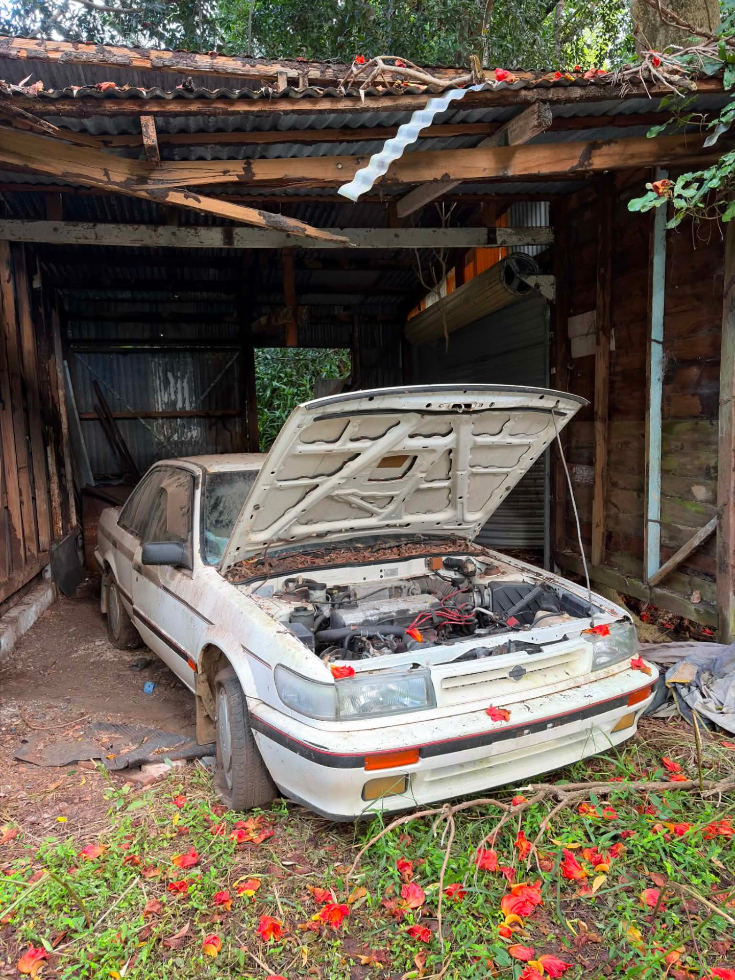 1990 NISSAN PINTARA EXECUTIVE 4 SP AUTOMATIC 4D SEDAN