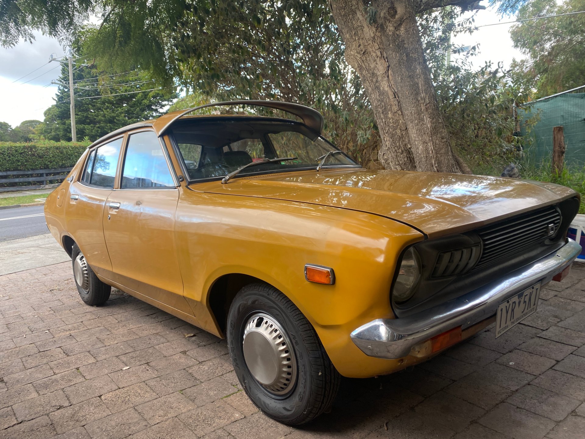 1974 DATSUN 120Y DELUXE 4 SP MANUAL 4D SEDAN