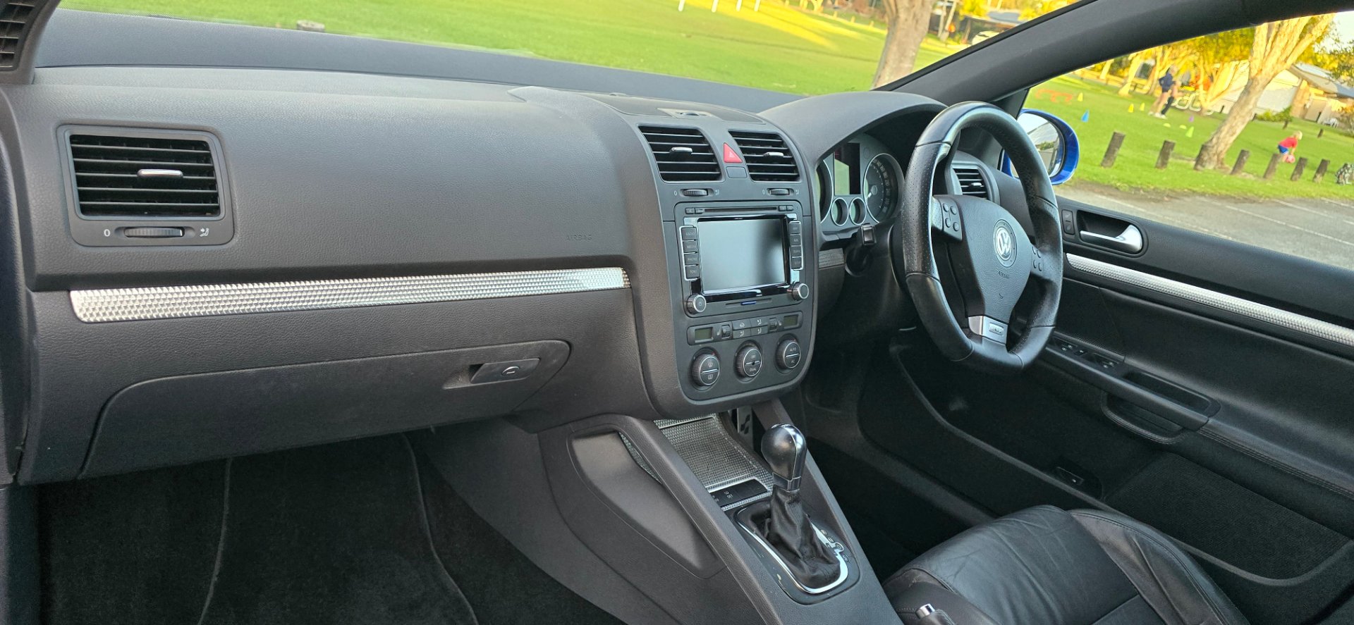 2009 VOLKSWAGEN GOLF 1K MY09 R32 6 SP AUTO DIRECT SHIFT 5D HATCHBACK