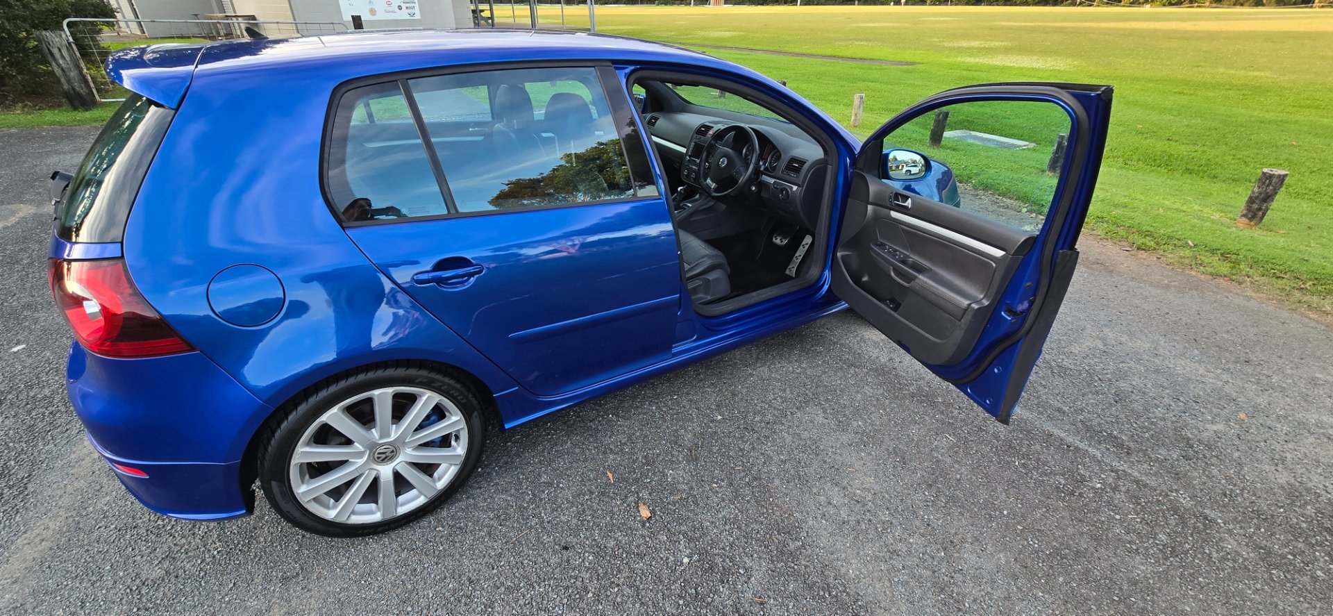 2009 VOLKSWAGEN GOLF 1K MY09 R32 6 SP AUTO DIRECT SHIFT 5D HATCHBACK