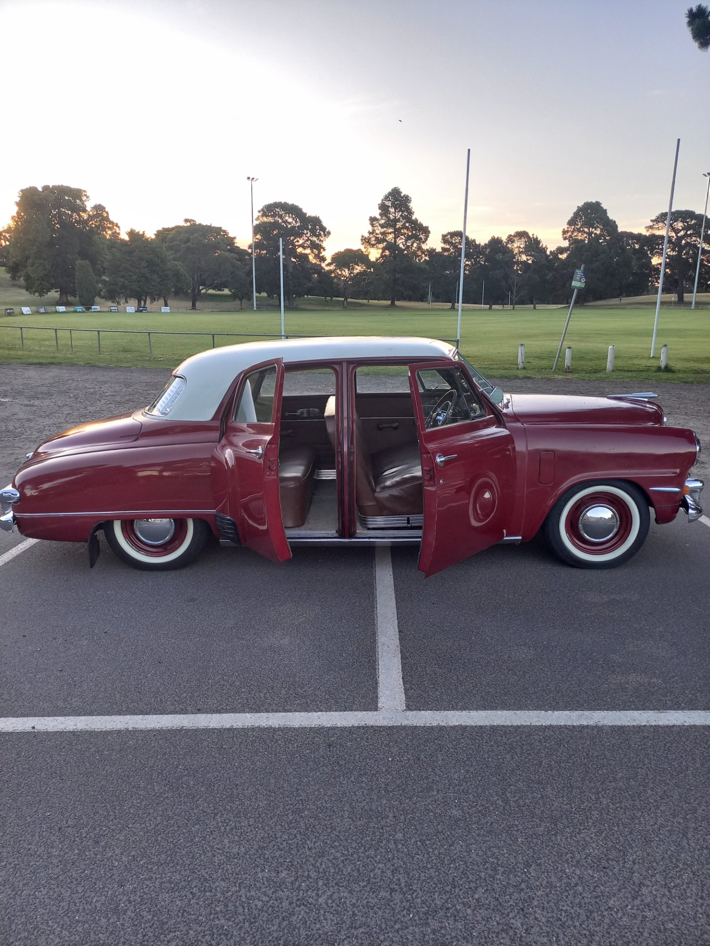 1947 STUDEBAKER CHAMPION SEDAN