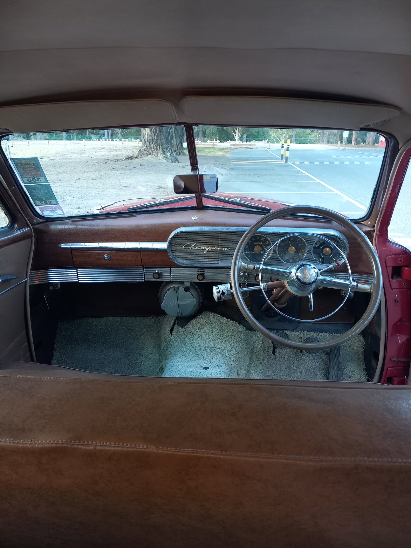1947 STUDEBAKER CHAMPION SEDAN