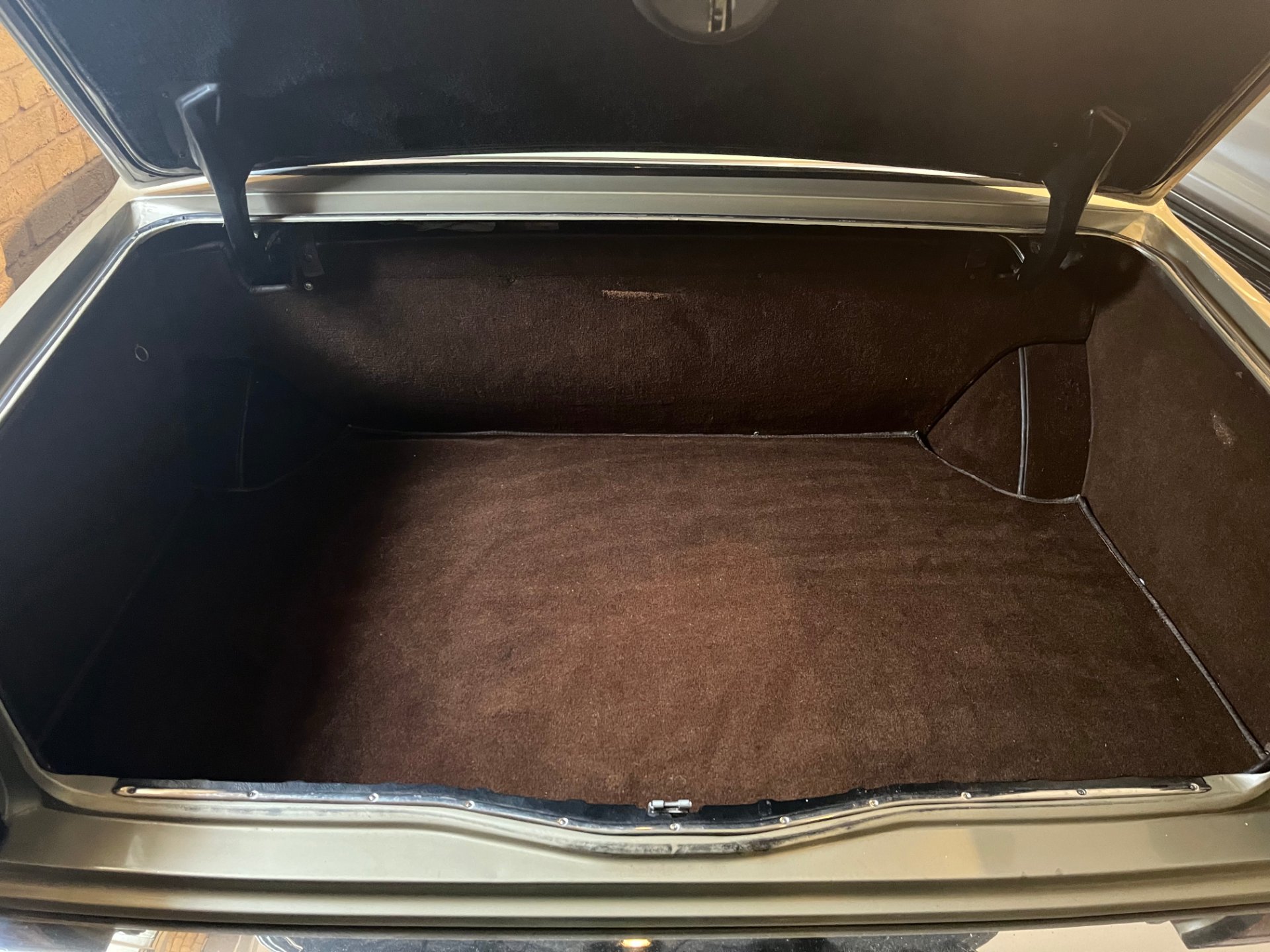 1982 ROLLS-ROYCE SILVER SPUR 3 SP AUTOMATIC 4D SEDAN