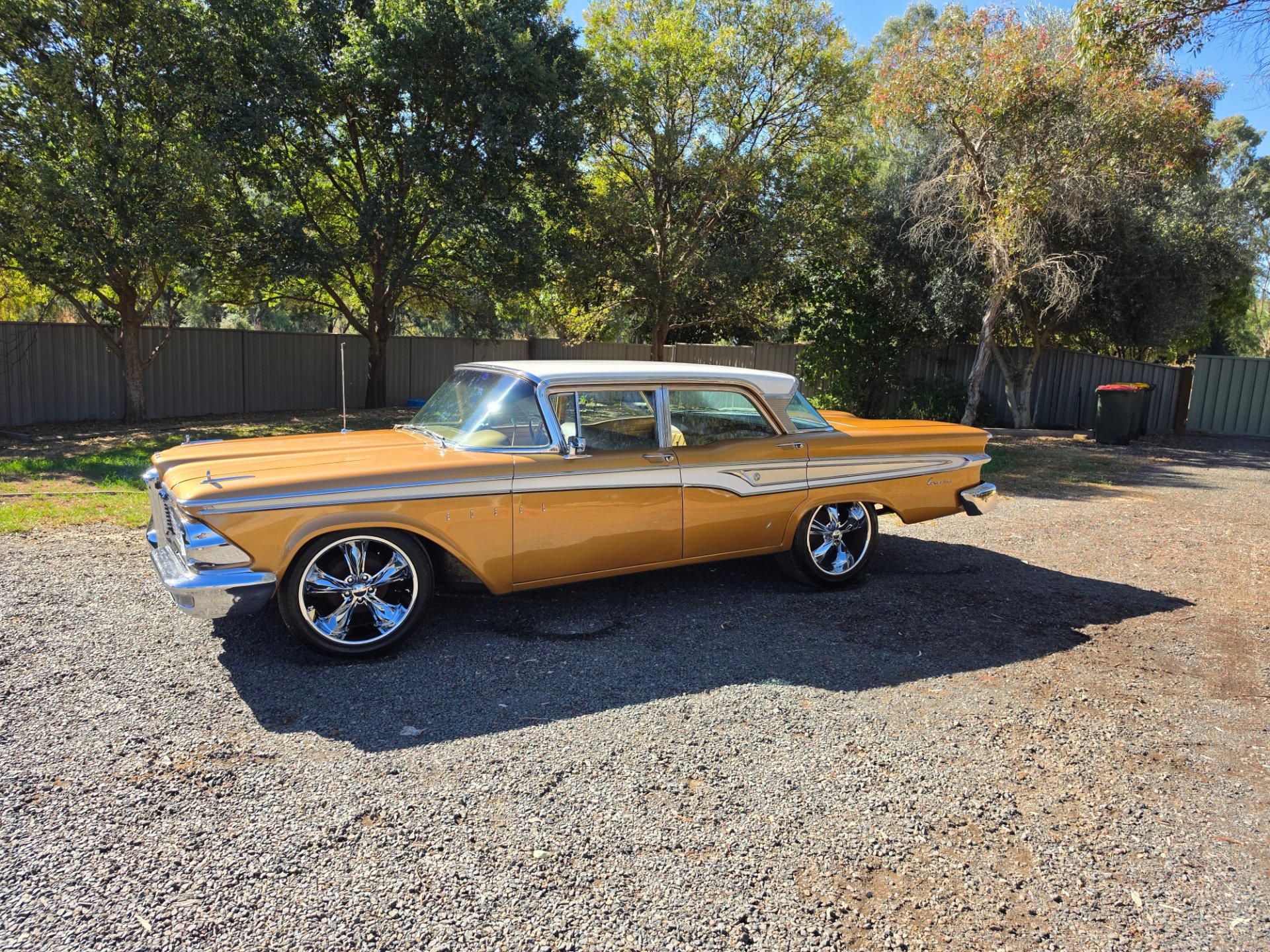 1959 EDSEL CORSAIR SEDAN
