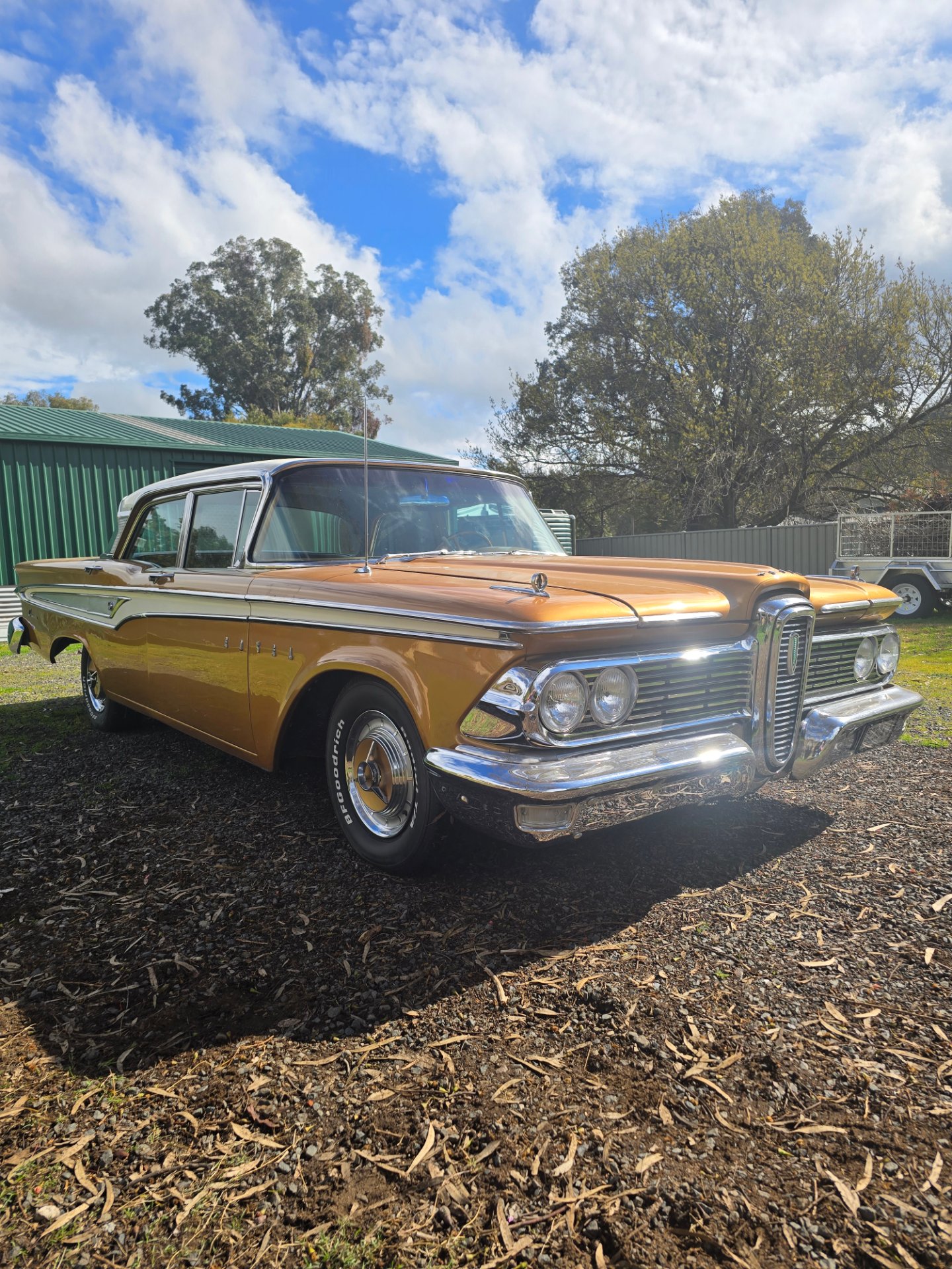 1959 EDSEL CORSAIR SEDAN