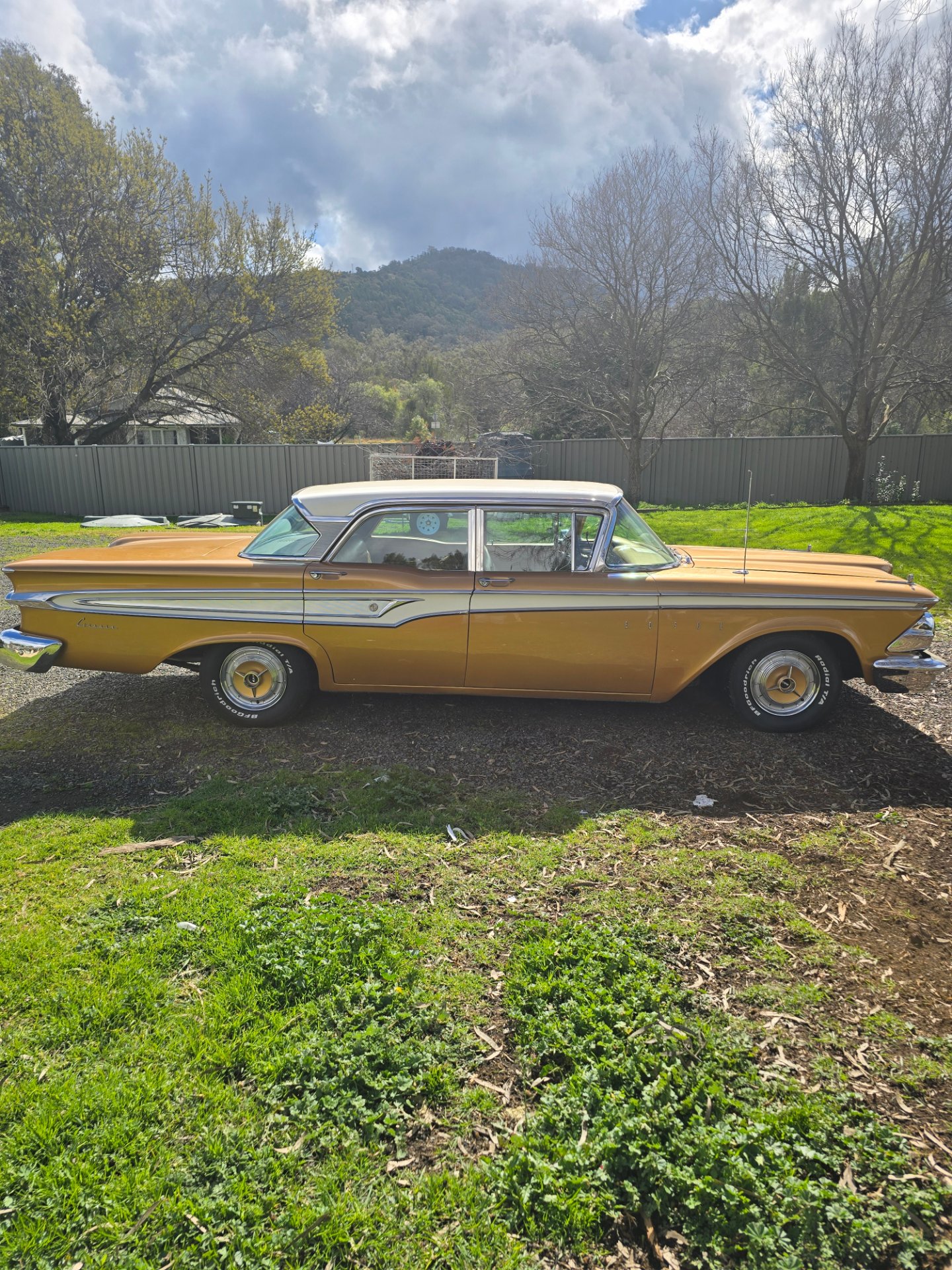 1959 EDSEL CORSAIR SEDAN