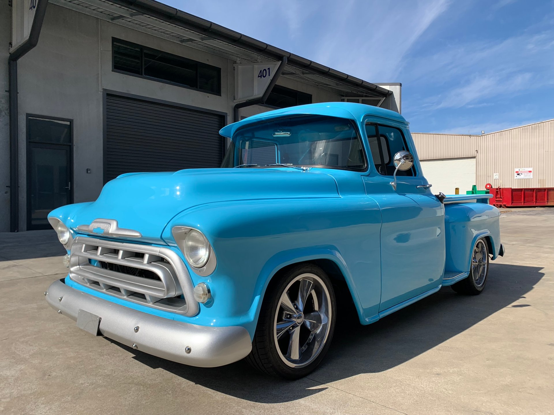 1957 CHEVROLET 3100 3 SP AUTO PICK UP