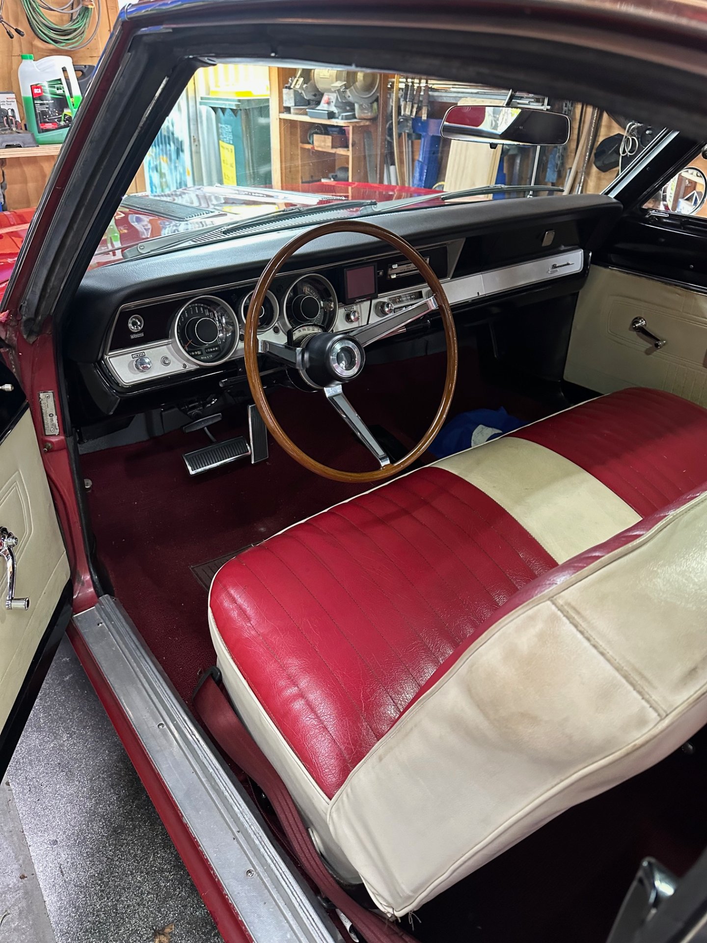 1967 PLYMOUTH BARRACUDA COUPE