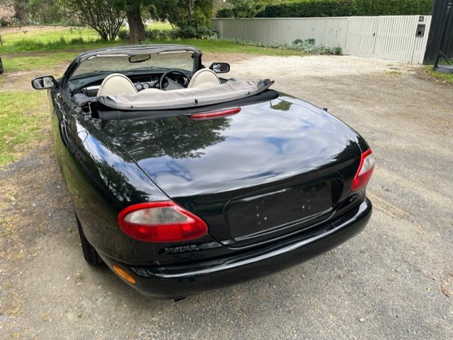 1996 JAGUAR XK8 SPORT 5 SP AUTOMATIC 2D CONVERTIBLE 