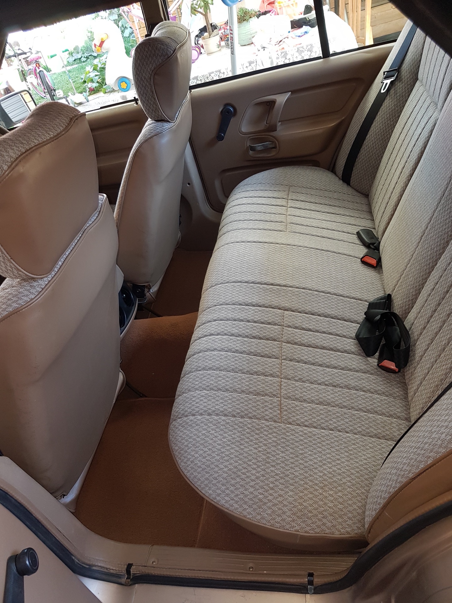 1987 FORD FALCON XF GL 3 SP AUTOMATIC 4D SEDAN