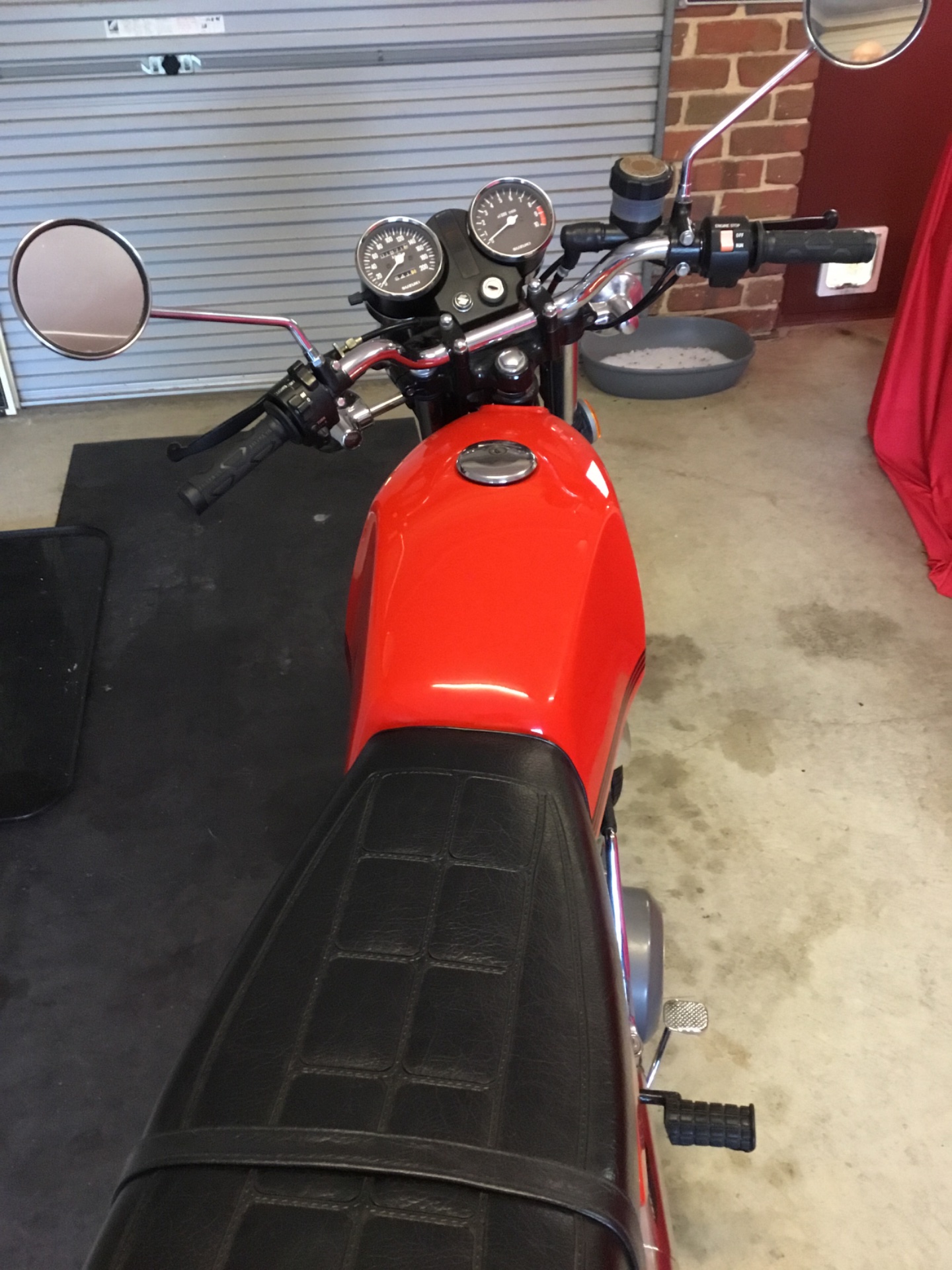 1979 SUZUKI GT250 X7 ROAD