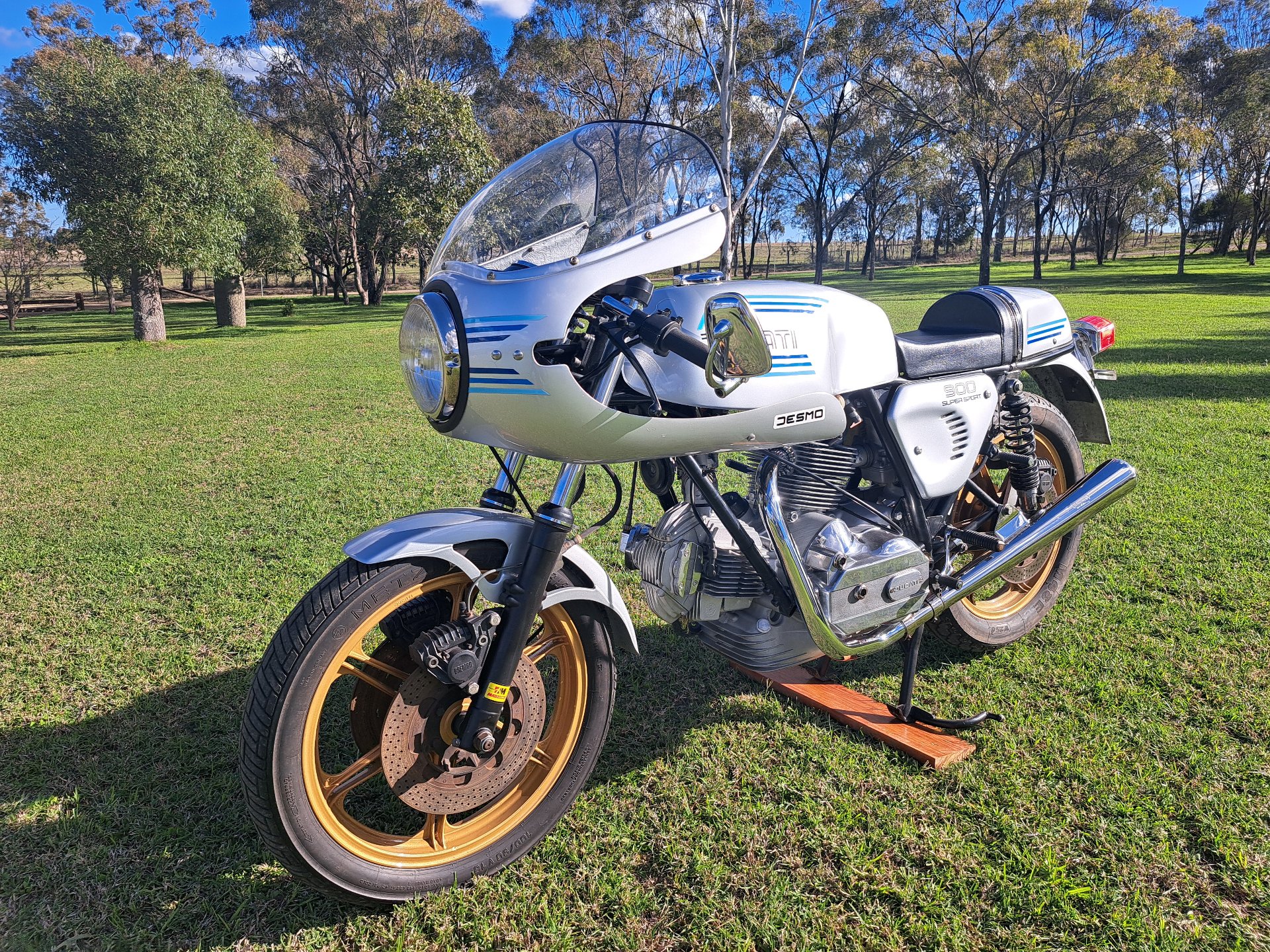 1982 DUCATI 900SS SPORTS