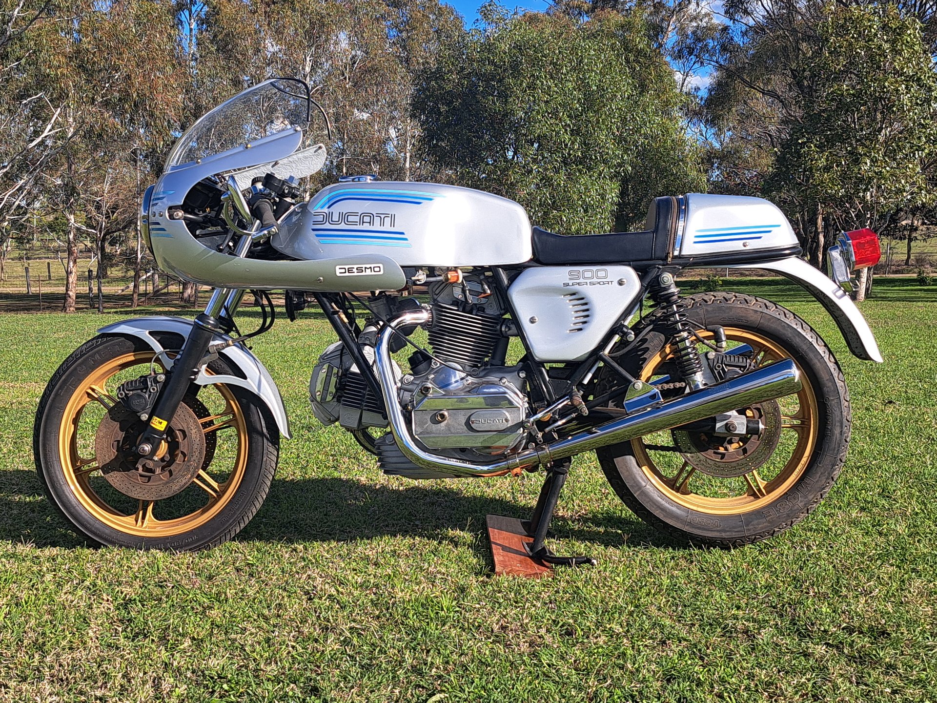 1982 DUCATI 900SS SPORTS